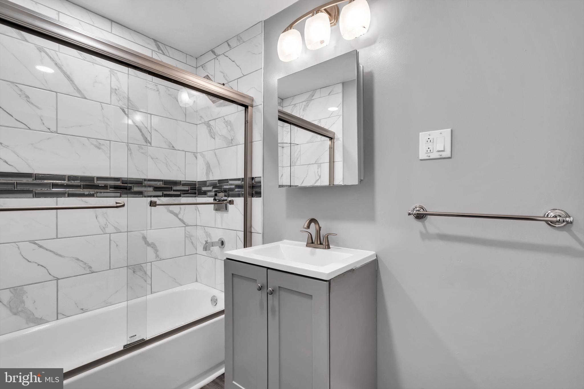 EAST PASSYUNK CROSSING - Residential