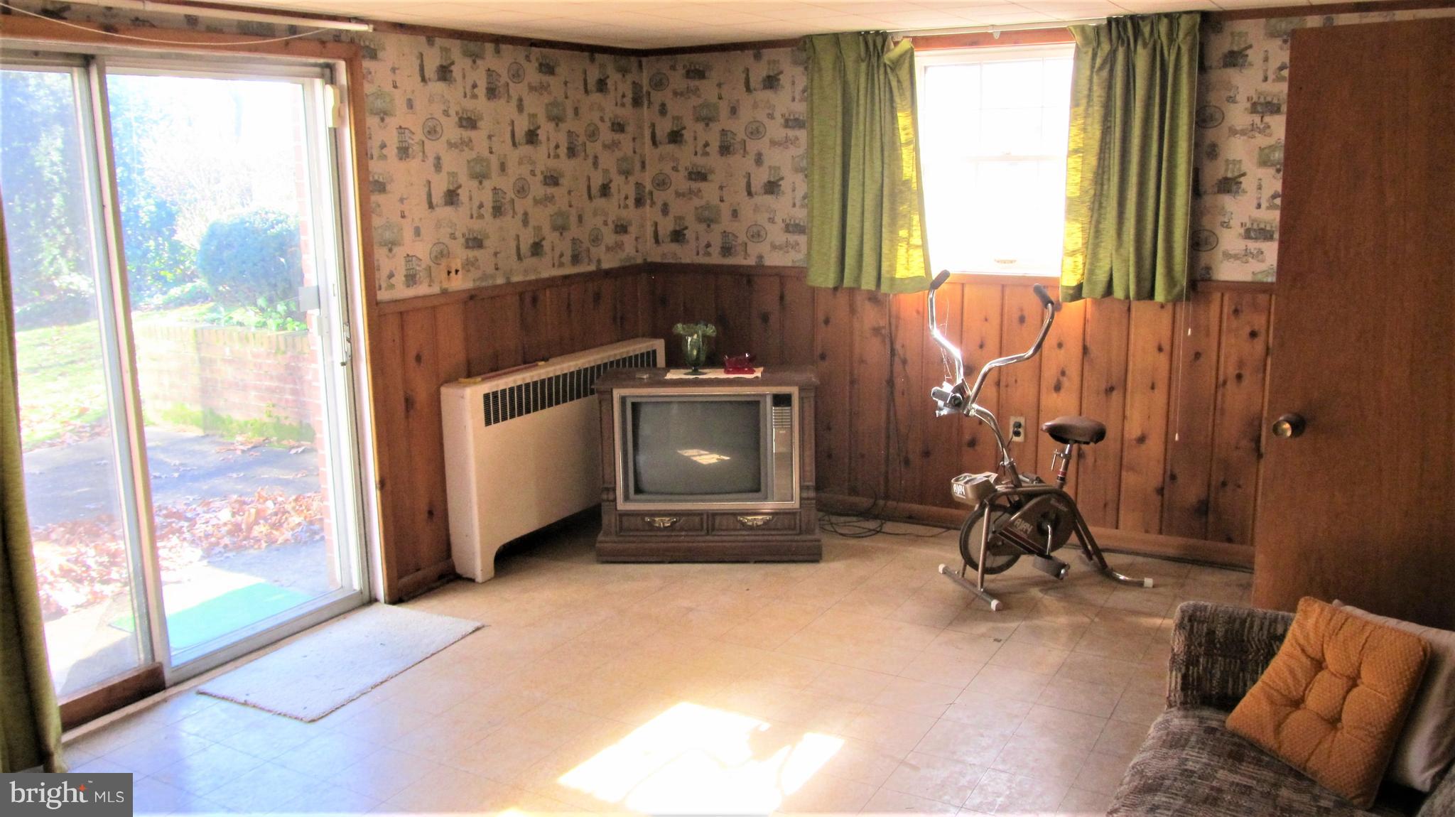 LINTHICUM HEIGHTS - Residential