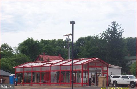 Photo of 115 South Street, FRONT ROYAL, VA 22630 (MLS # VAWR2012958)