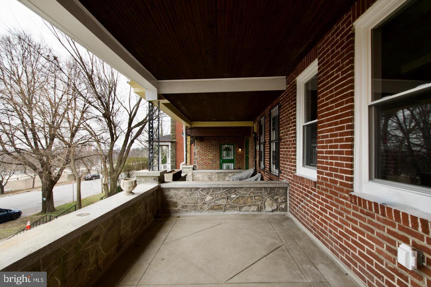 RESERVOIR HILL - Residential