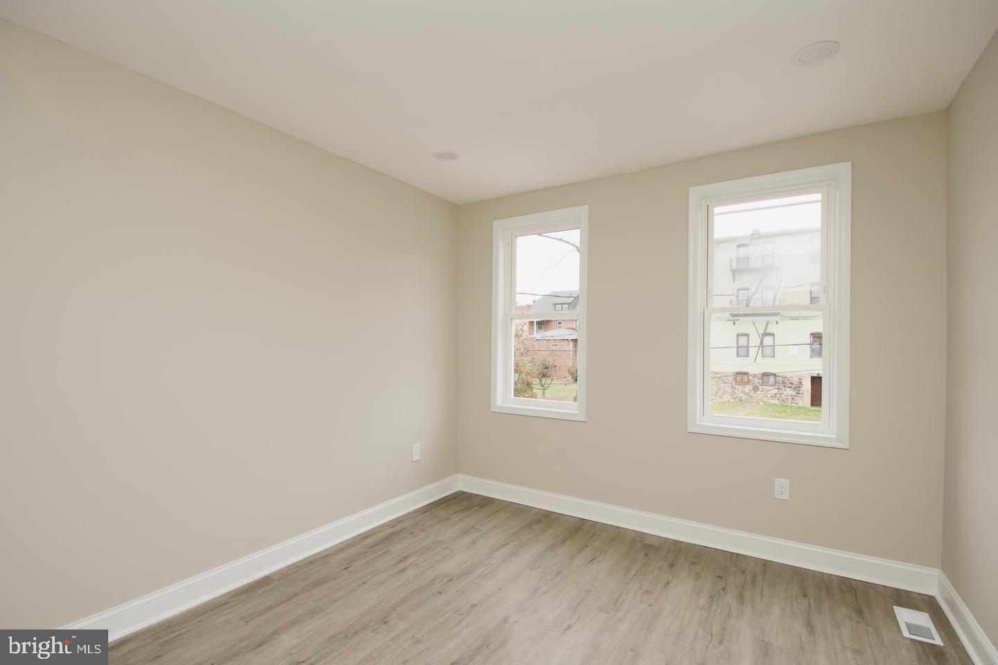 RESERVOIR HILL - Residential