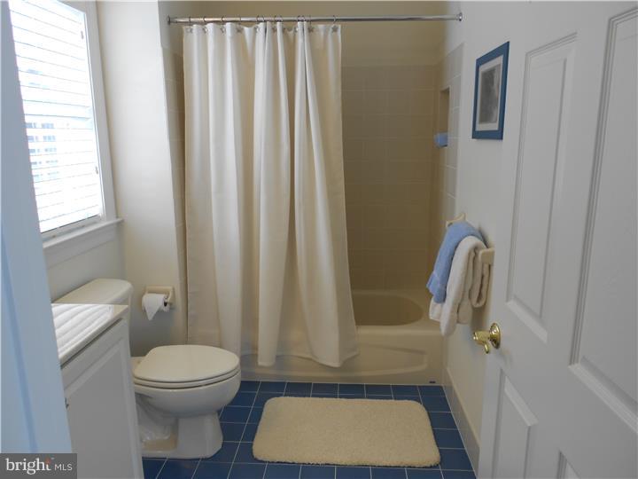 AFTON CREST - Residential