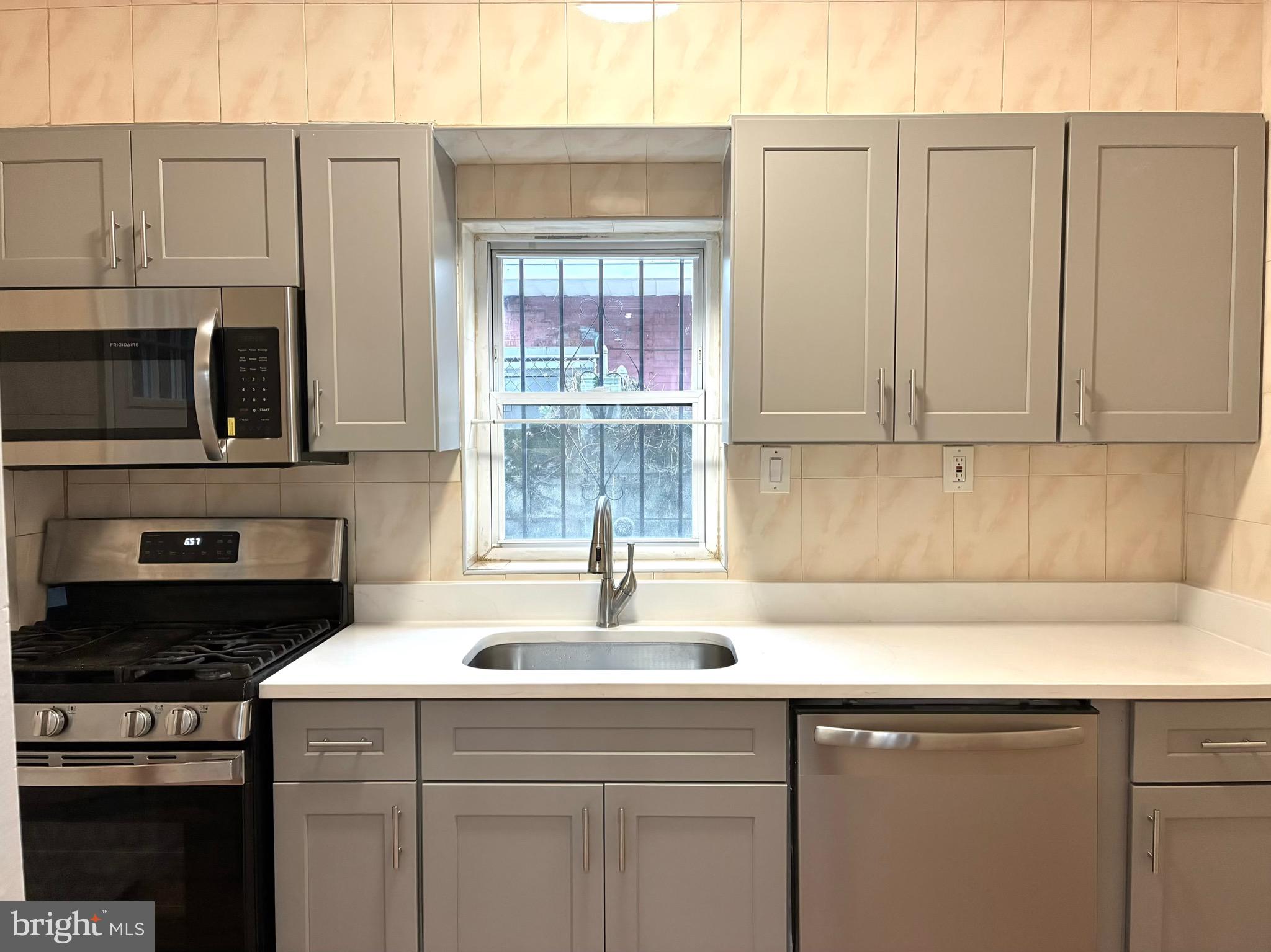 PHILADELPHIA (SOUTH) - Residential