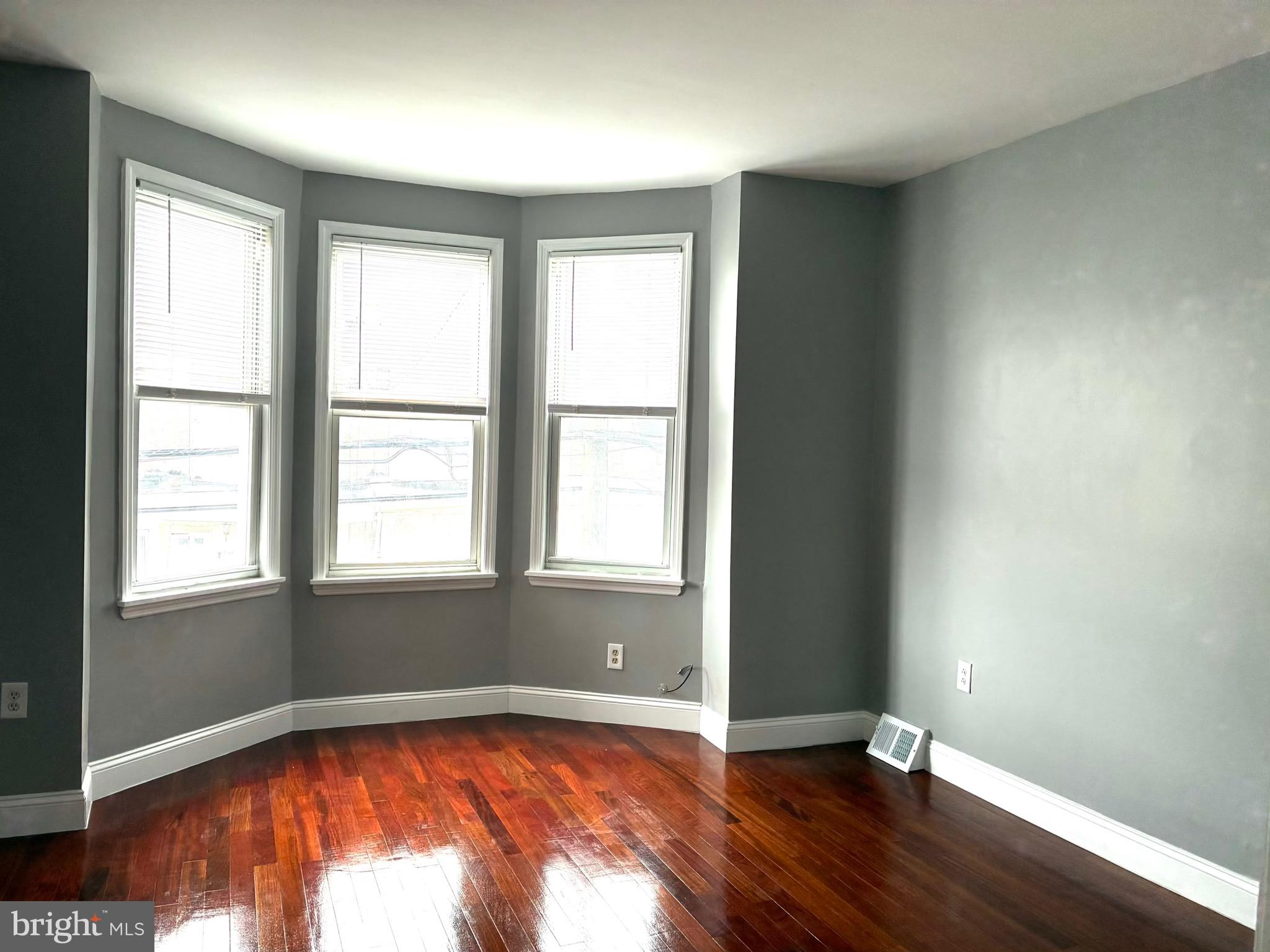 PHILADELPHIA (SOUTH) - Residential