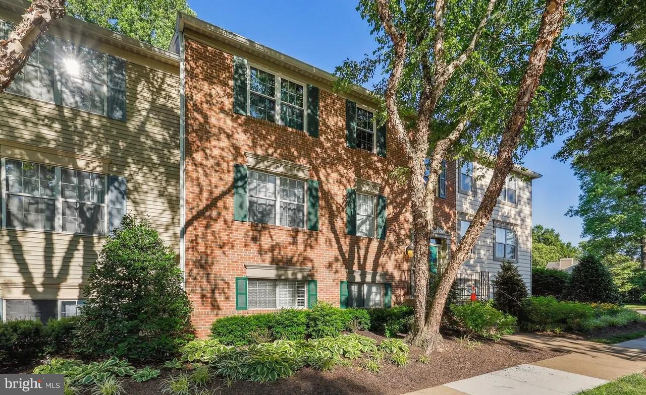 12023 GOLF RIDGE COURT 202