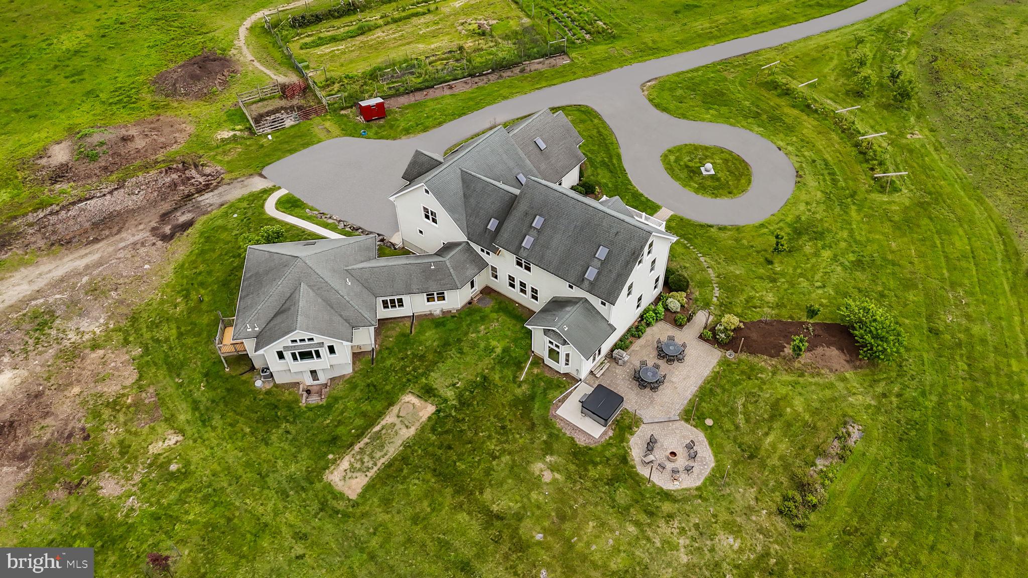 658 BRUNSWICK PIKE