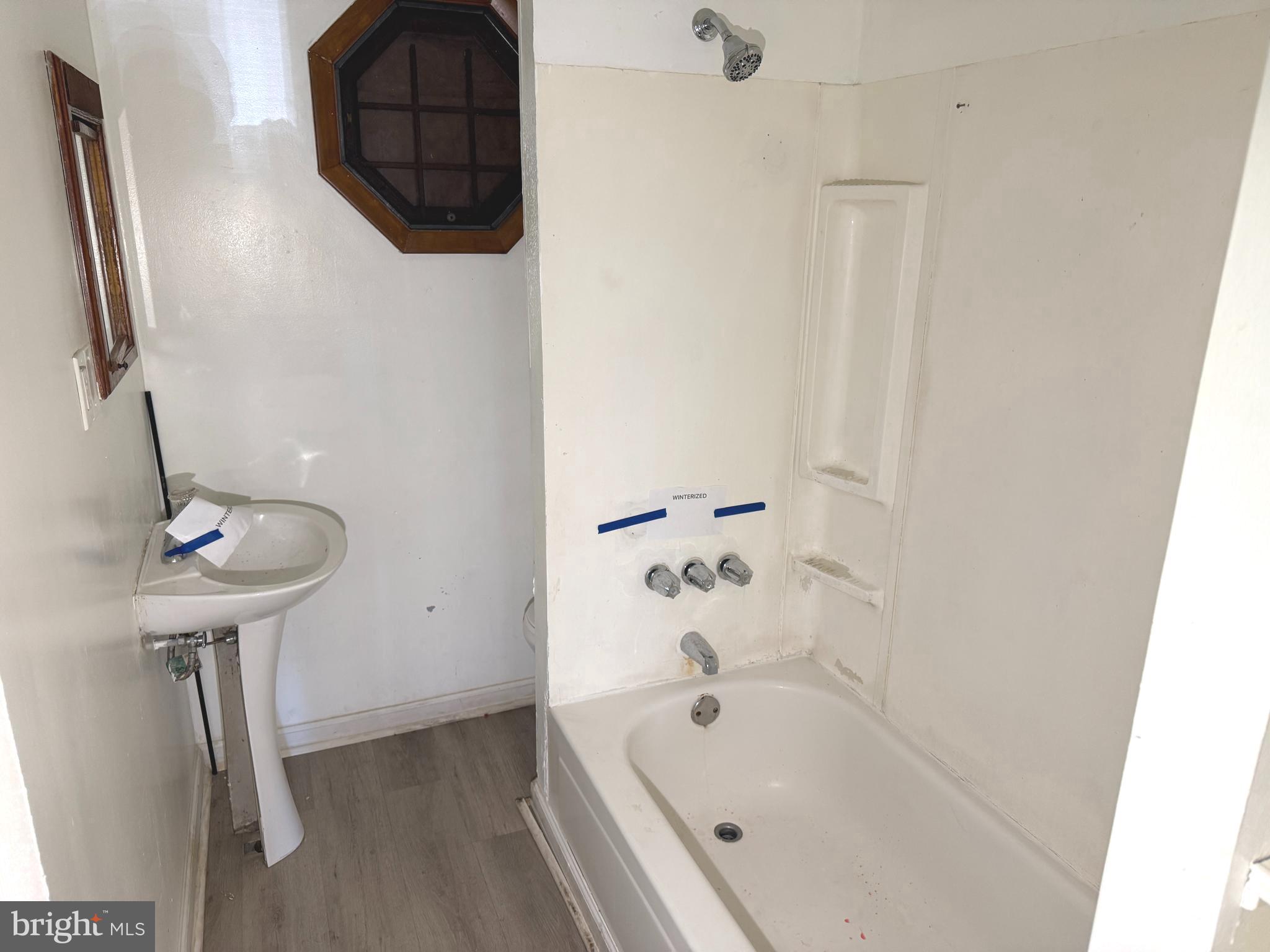 3236 E LOMBARD STREET