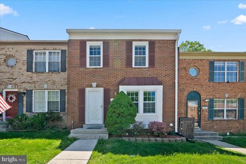 Photo of 2839 Bowes Lane, WOODBRIDGE, VA 22193 (MLS # VAPW2118038)