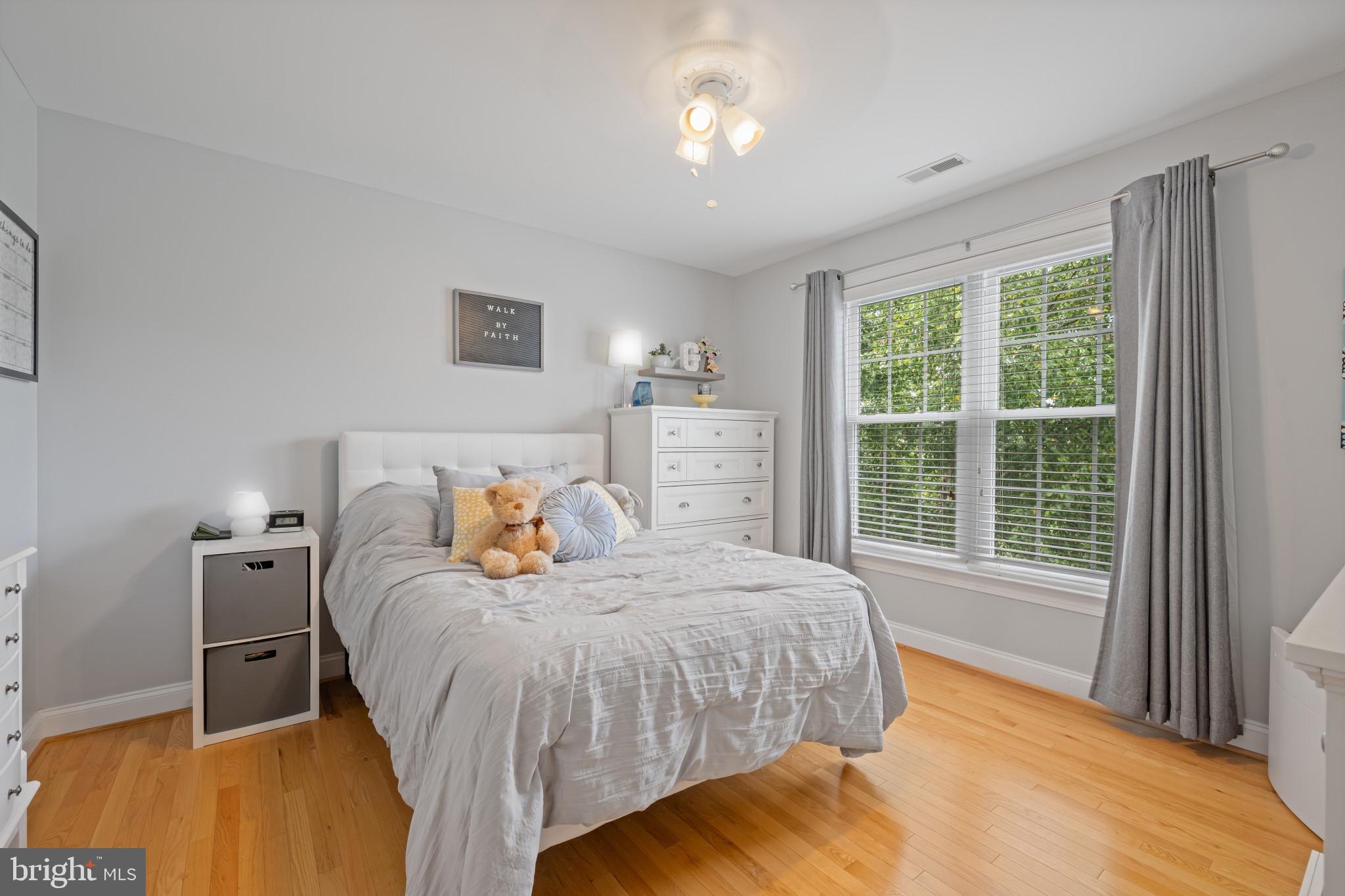 FRANKLIN VIEW - Residential