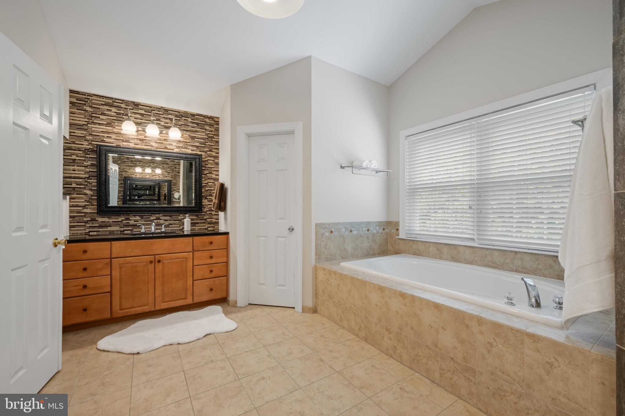 FRANKLIN VIEW - Residential