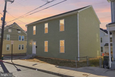 MLS: MDWA2039958