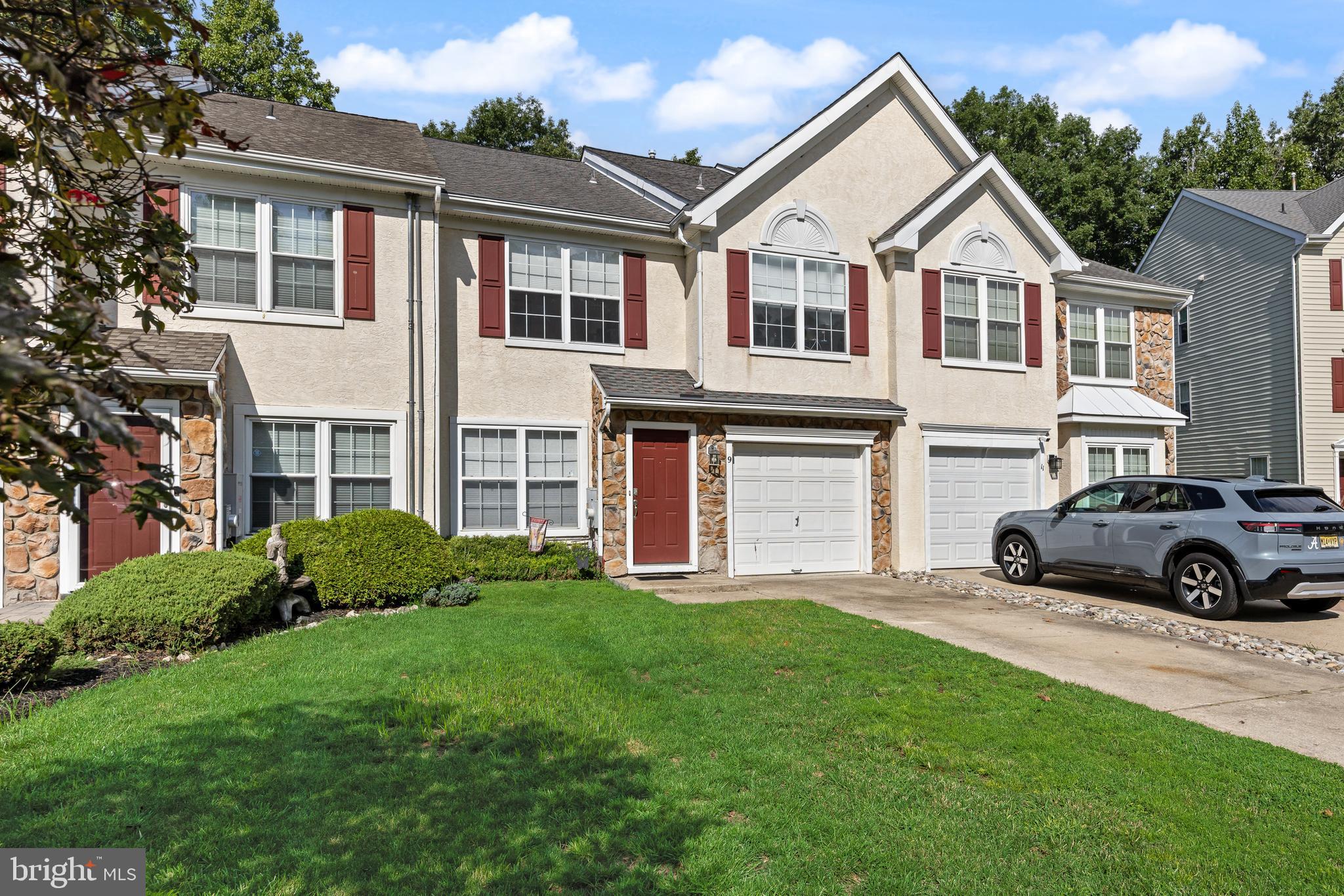 9 JESSICA COURT