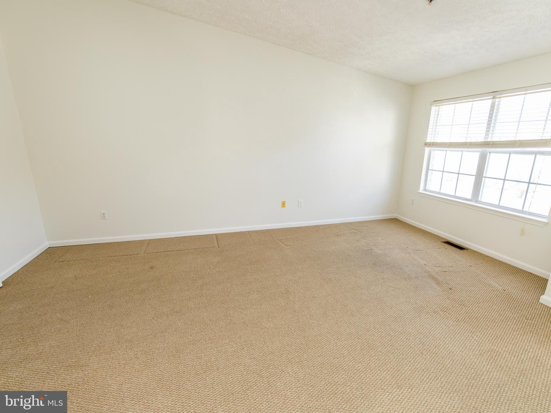 ANNAPOLIS OVERLOOK - Residential Lease