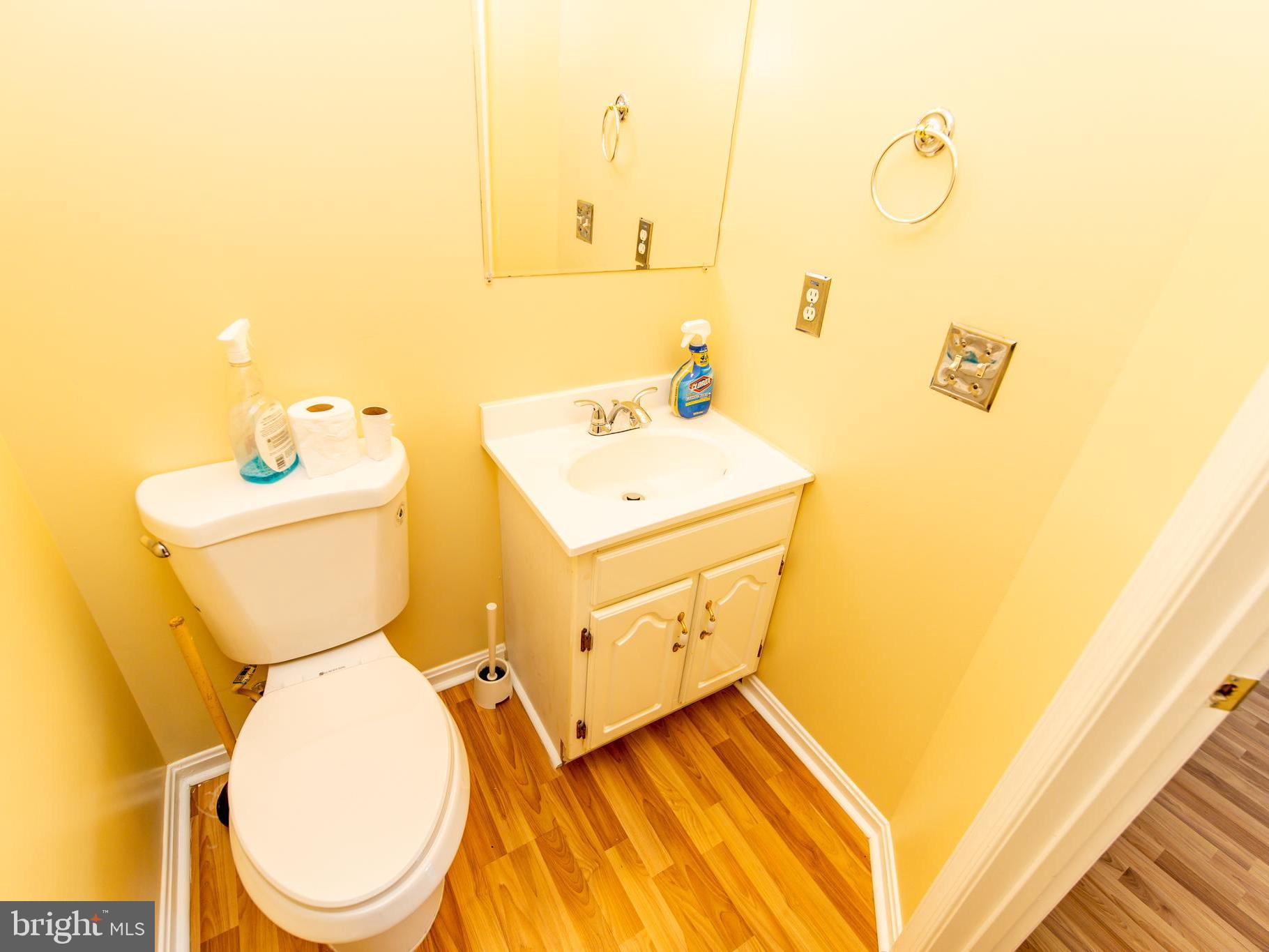 ANNAPOLIS OVERLOOK - Residential Lease