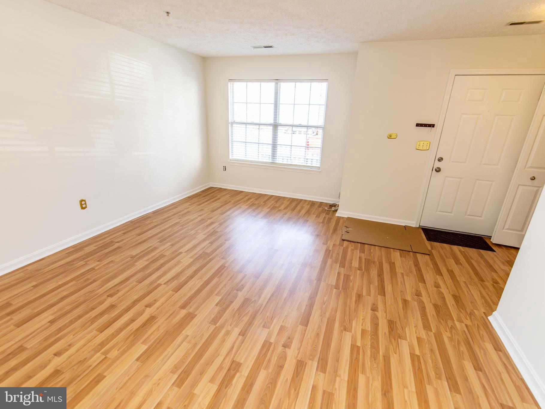 ANNAPOLIS OVERLOOK - Residential Lease