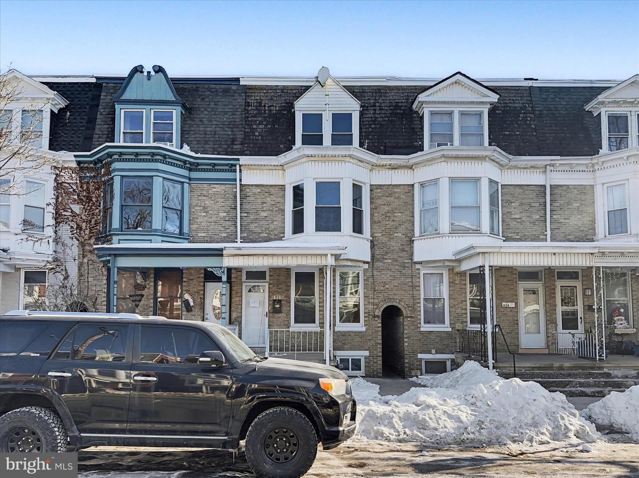 830 E PHILADELPHIA STREET