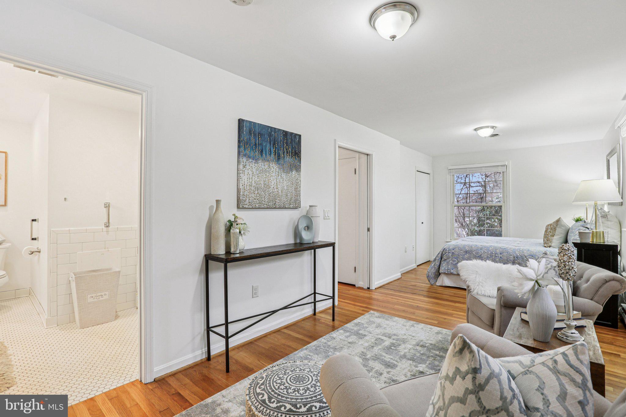 DAMASCUS OUTSIDE - Residential