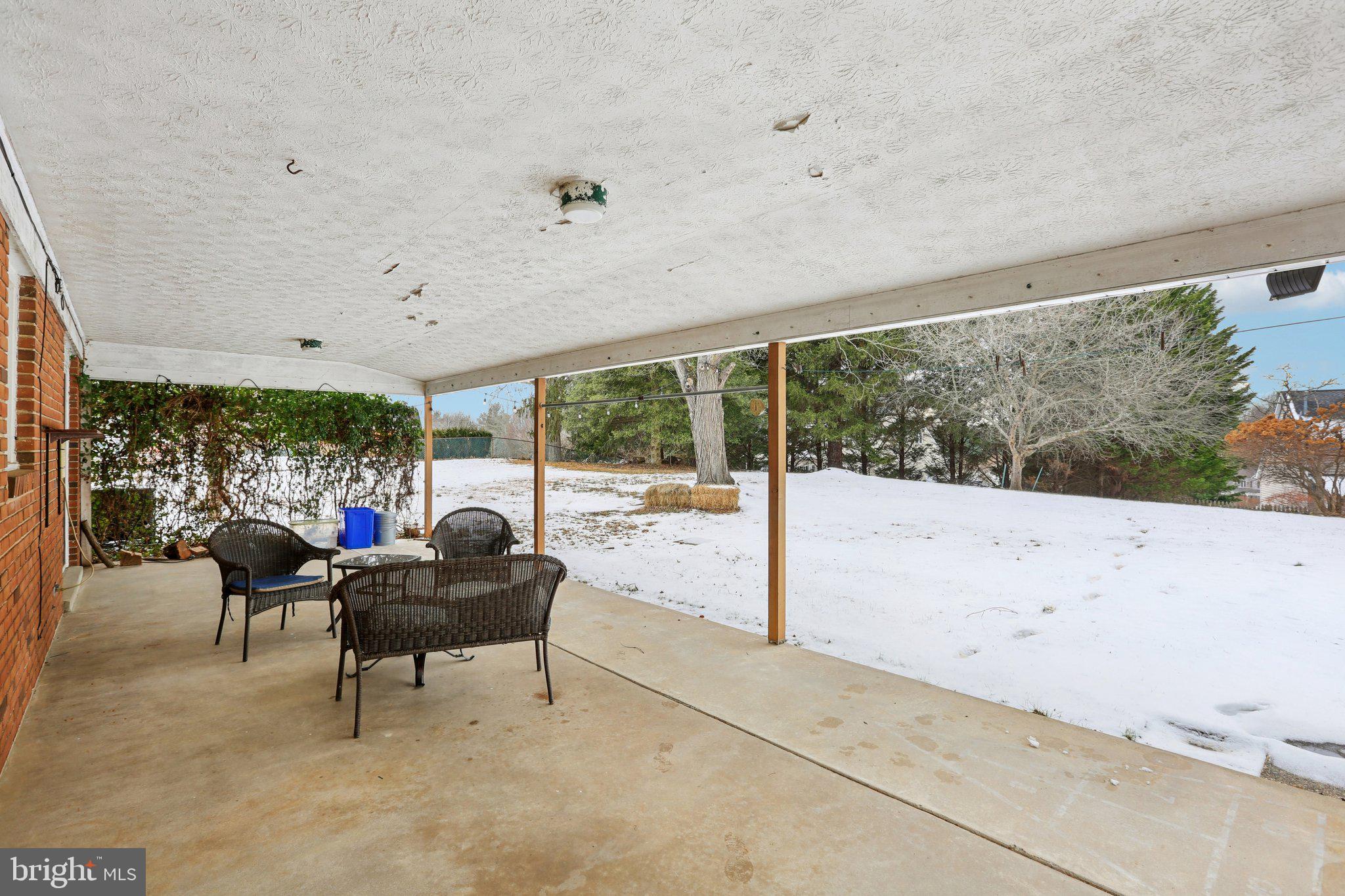 DAMASCUS OUTSIDE - Residential