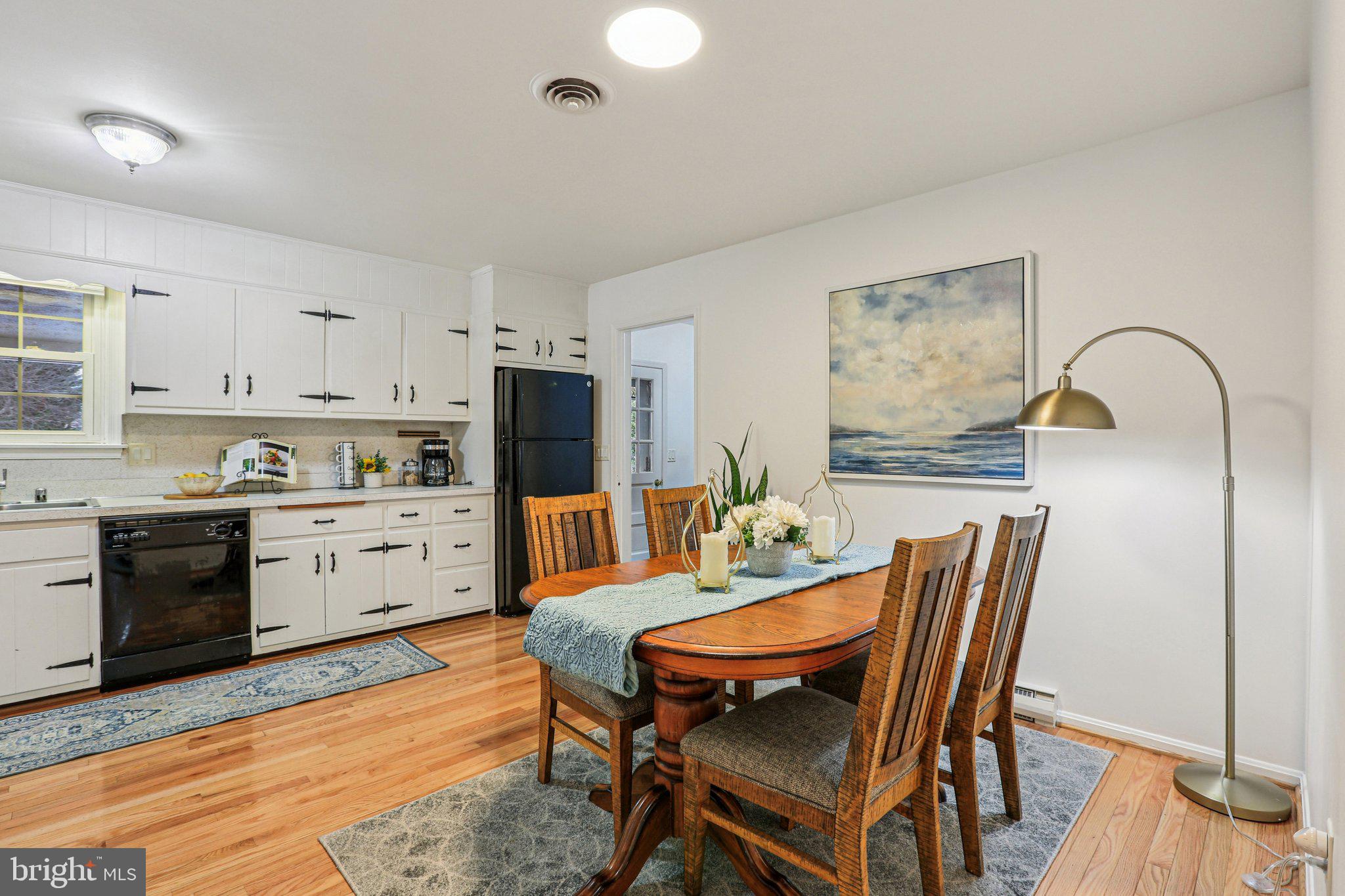 DAMASCUS OUTSIDE - Residential