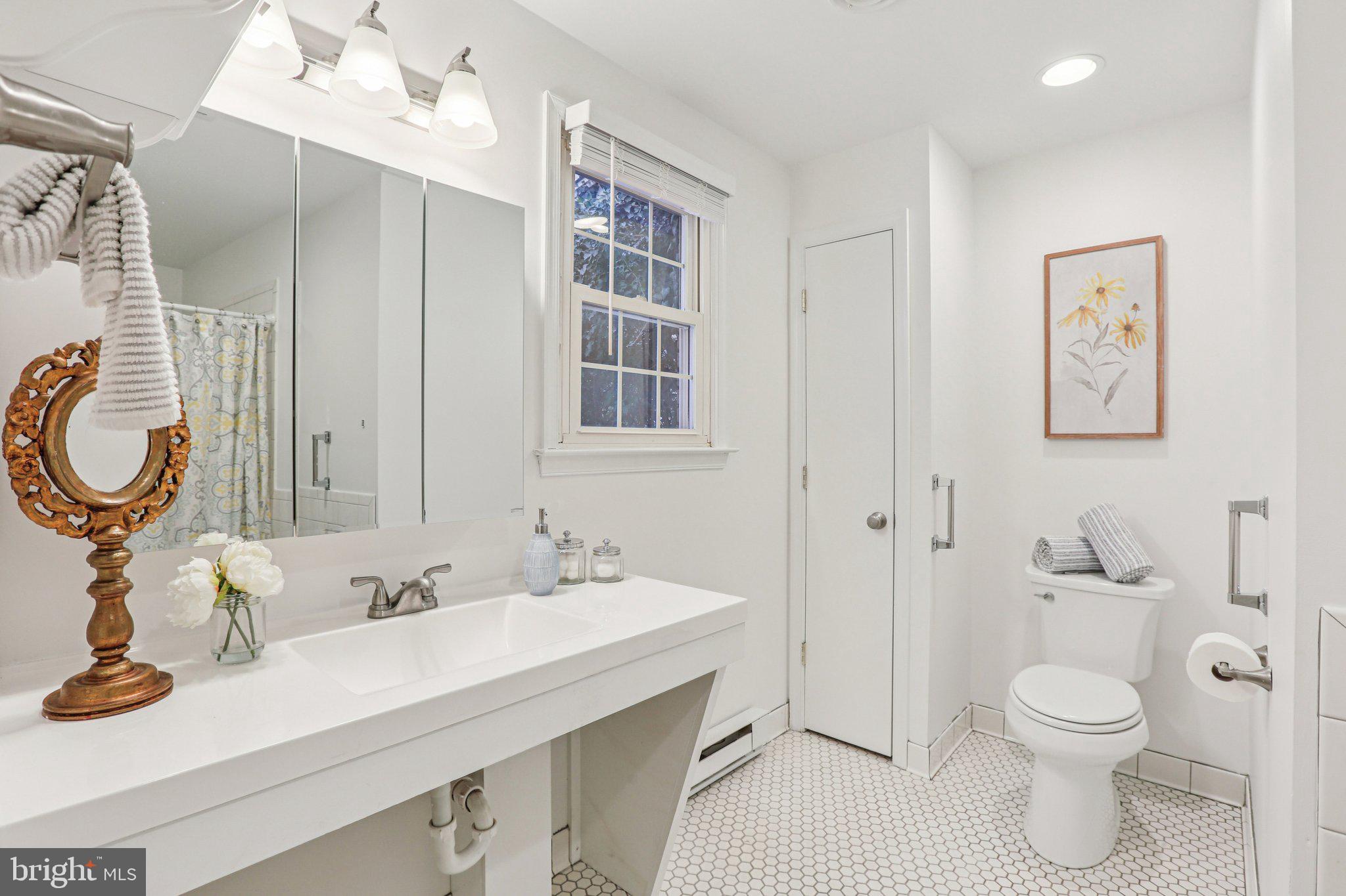 DAMASCUS OUTSIDE - Residential