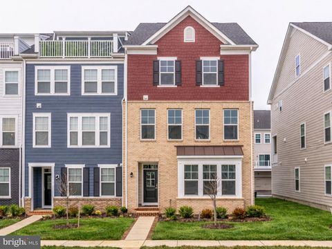 17762 KINGFISHER ISLE ROAD DUMFRIES VA 22026