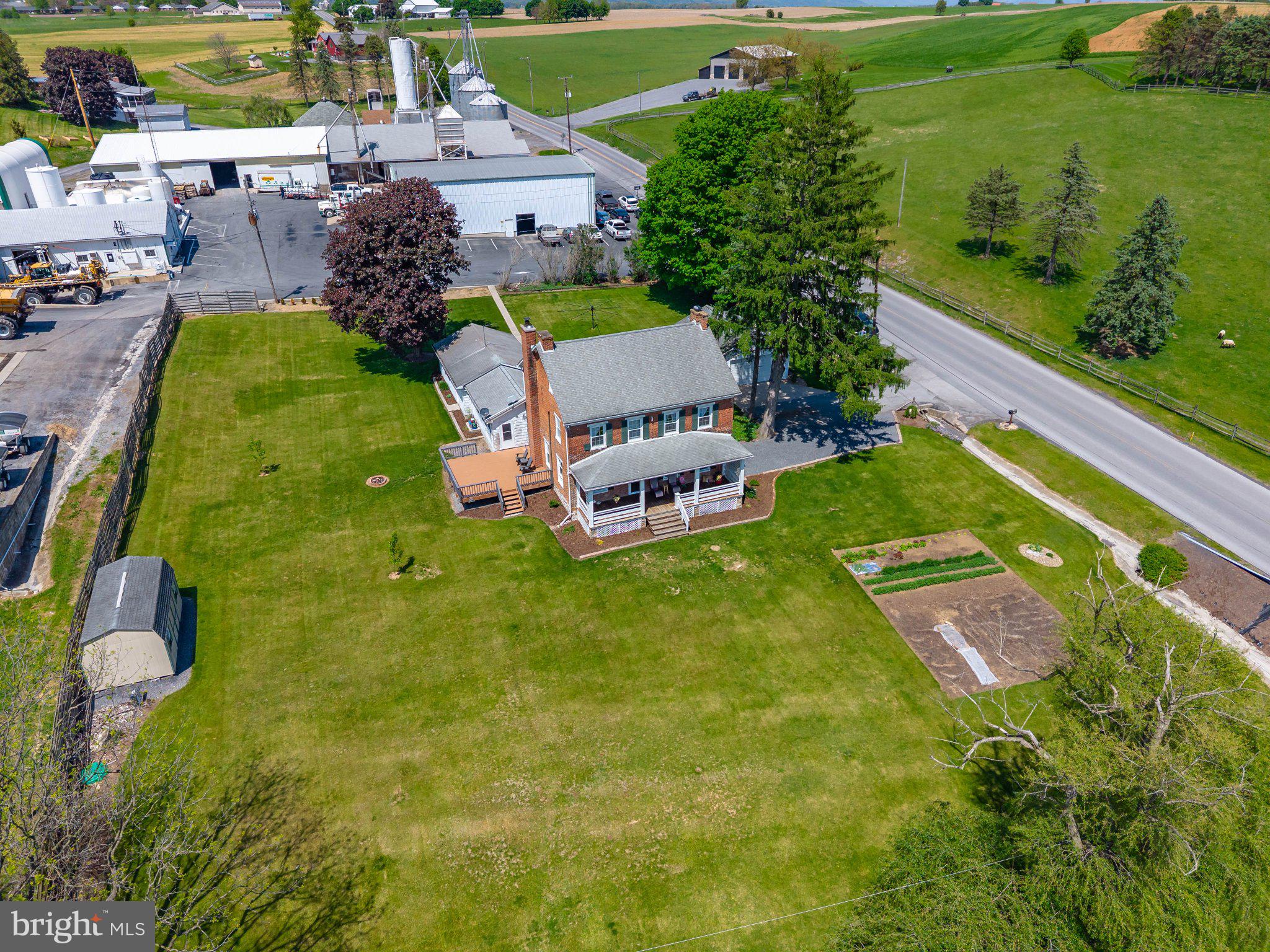 340 APPLEHOUSE ROAD