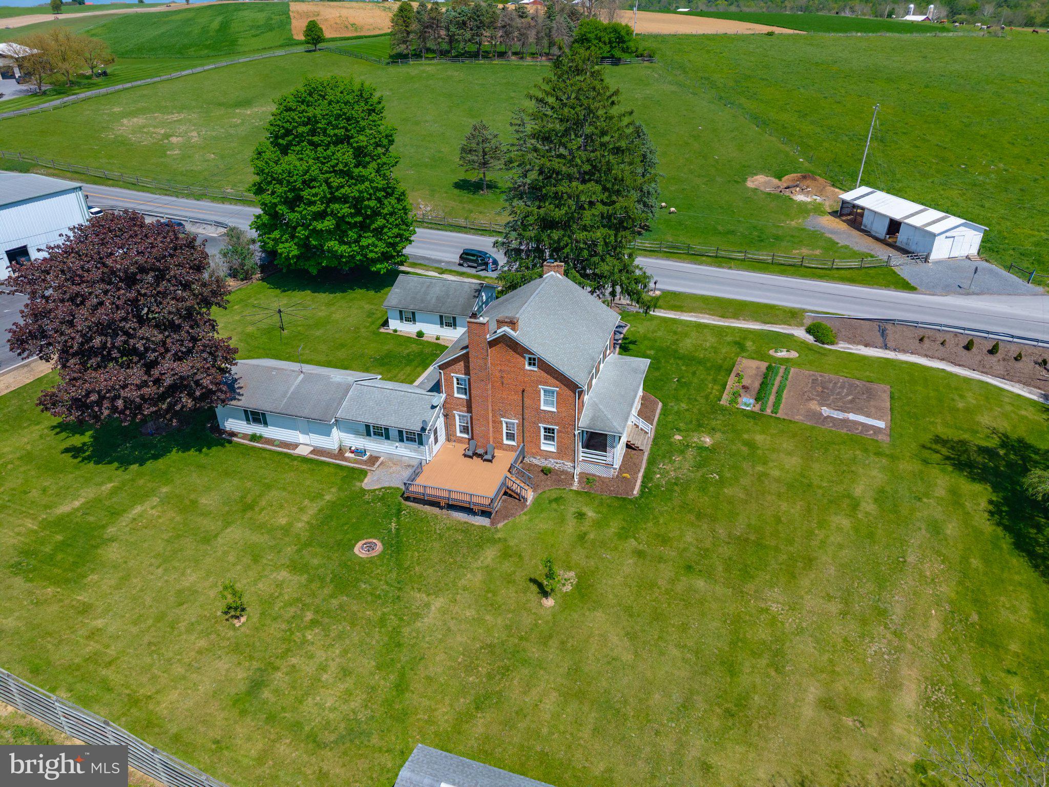 340 APPLEHOUSE ROAD