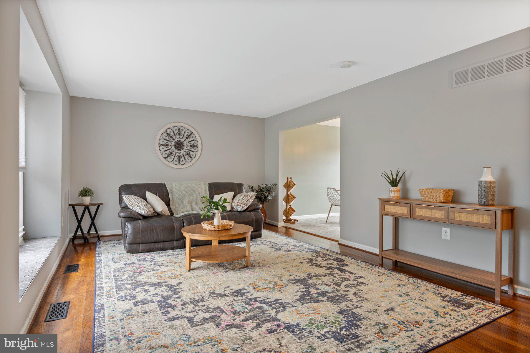 1413 WOODRIDGE LANE