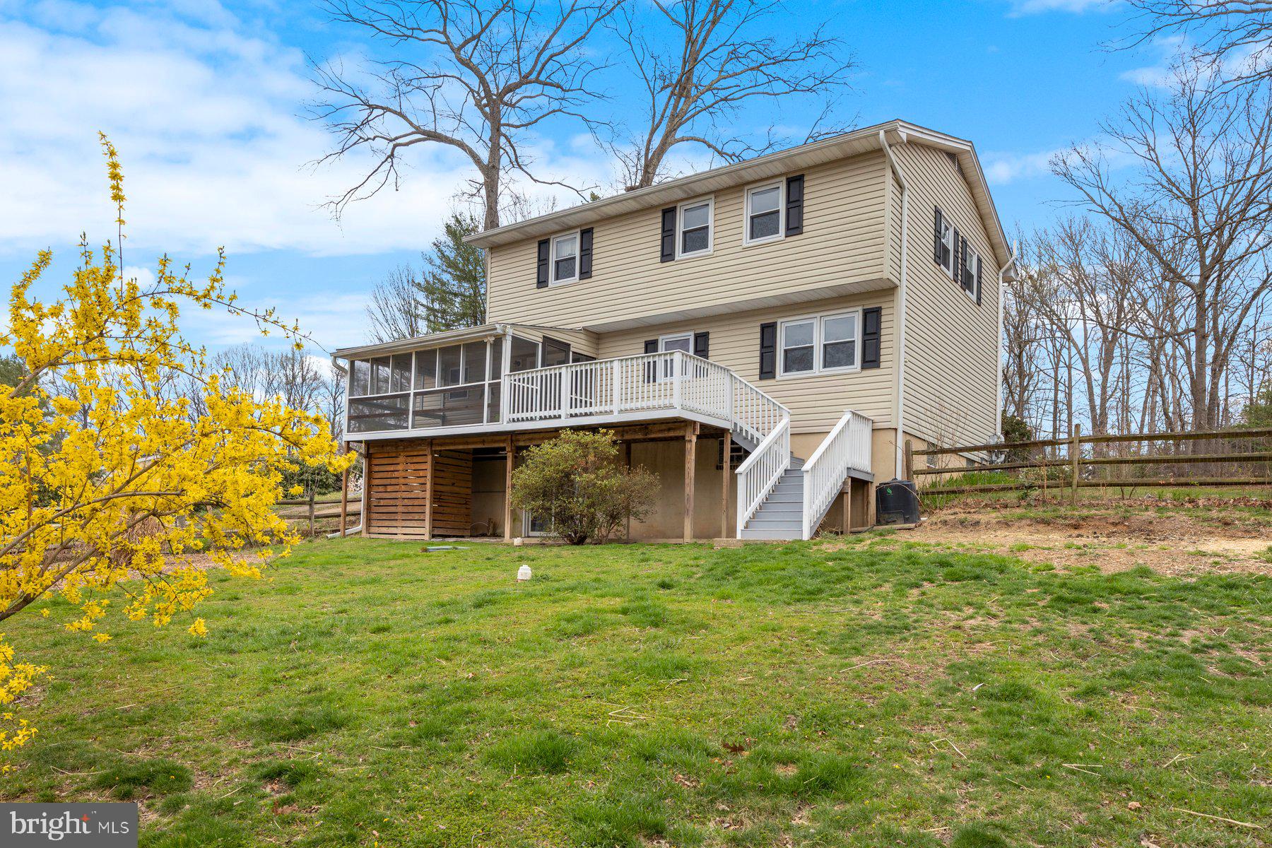 STRAWBRIDGE ESTATES - Residential