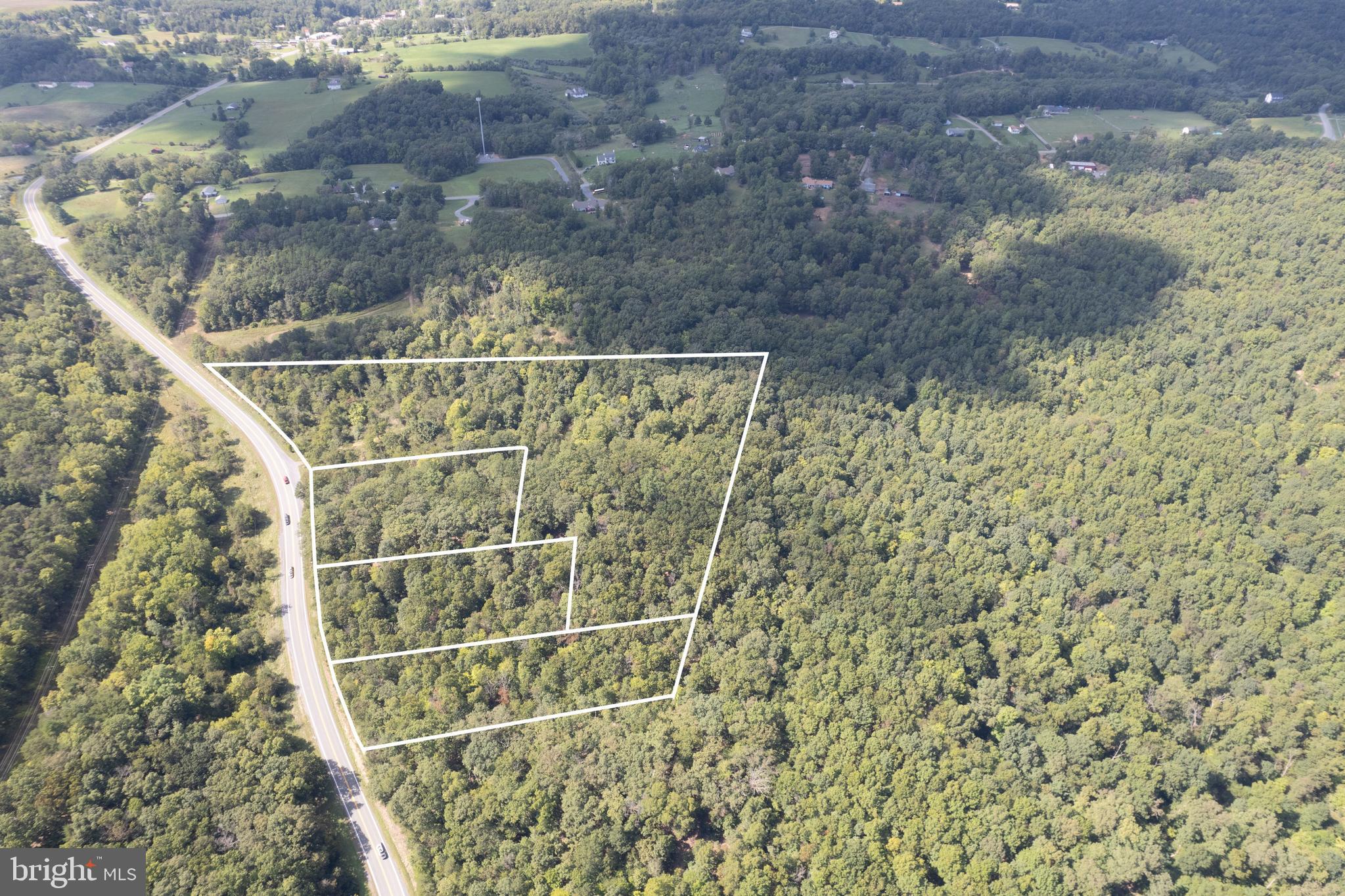 FAIRVIEW ESTATES - Land