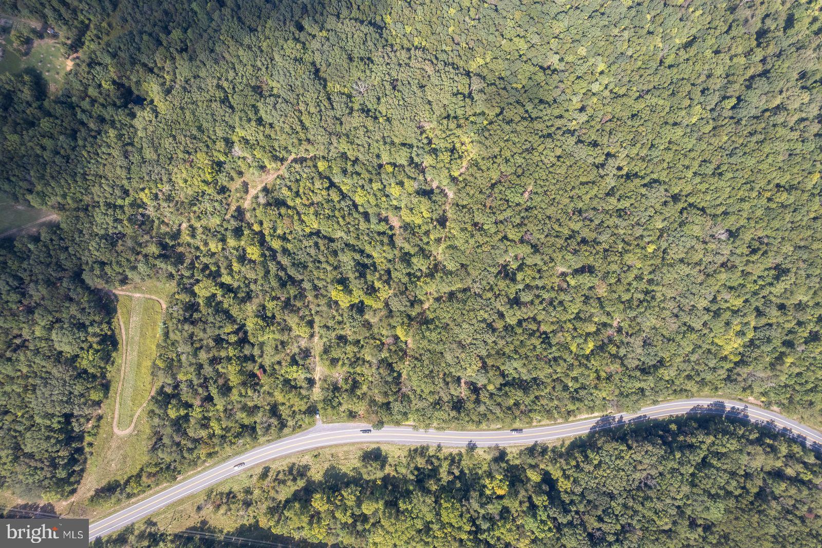 FAIRVIEW ESTATES - Land