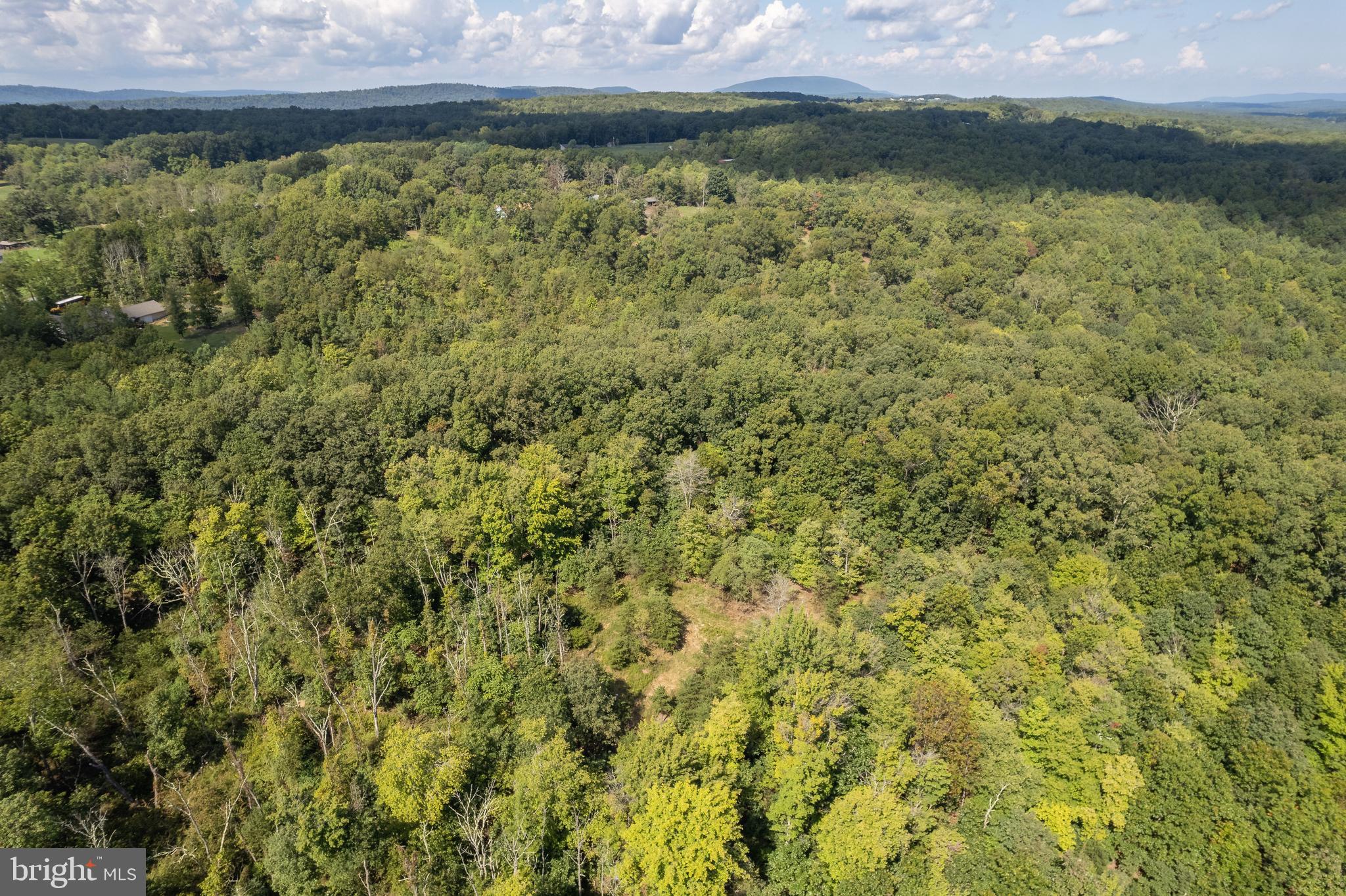 FAIRVIEW ESTATES - Land