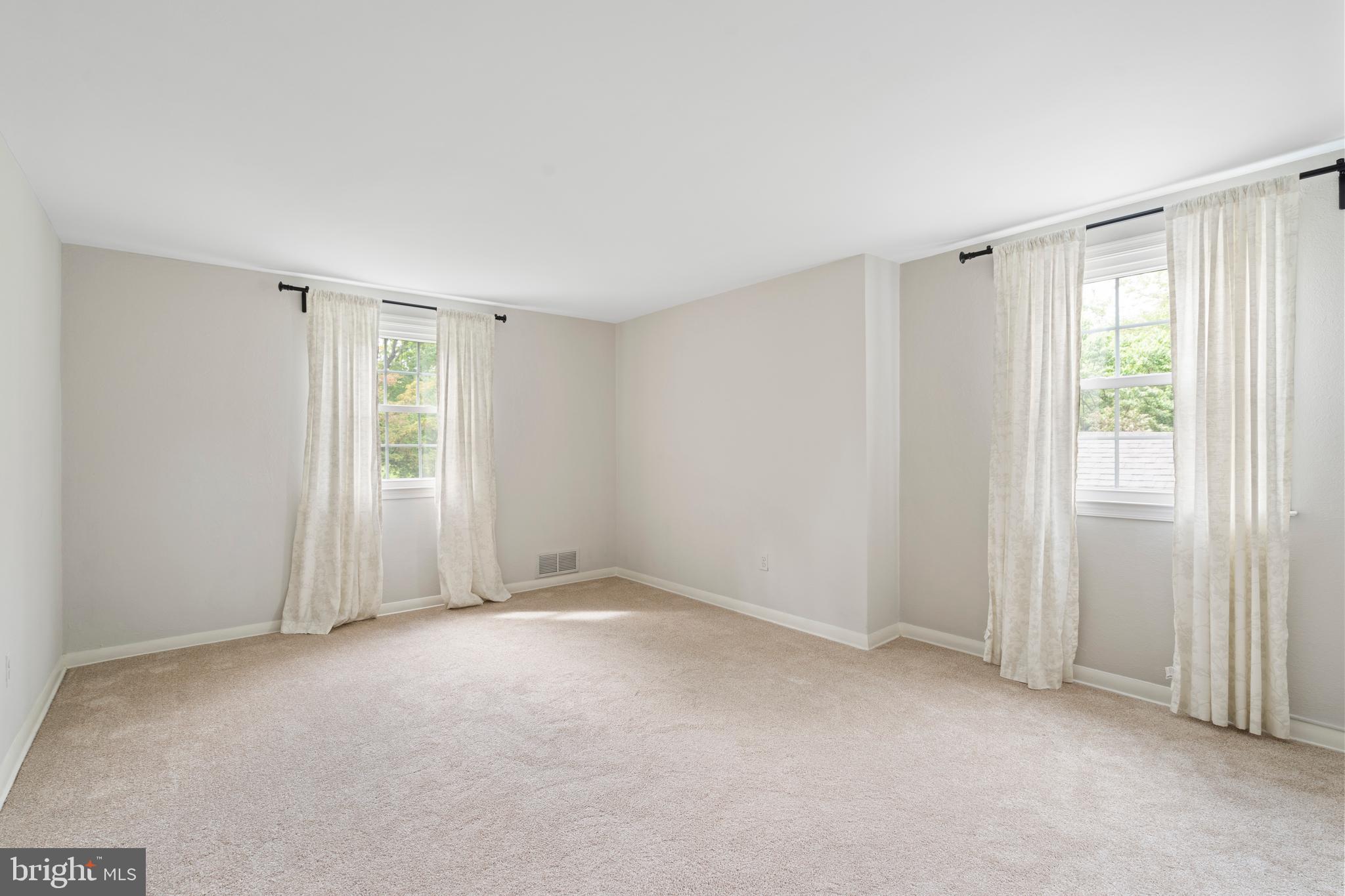 GLENHARDIE - Residential Lease