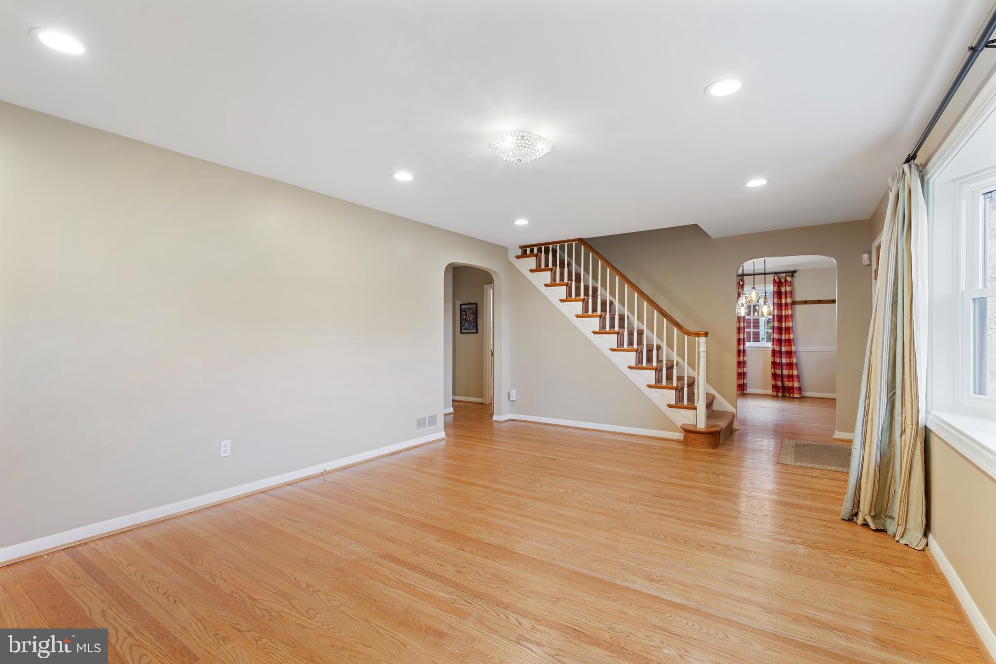 GLENHARDIE - Residential Lease