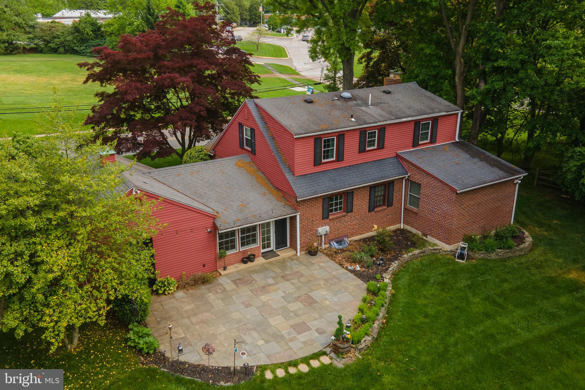 GLENHARDIE - Residential Lease