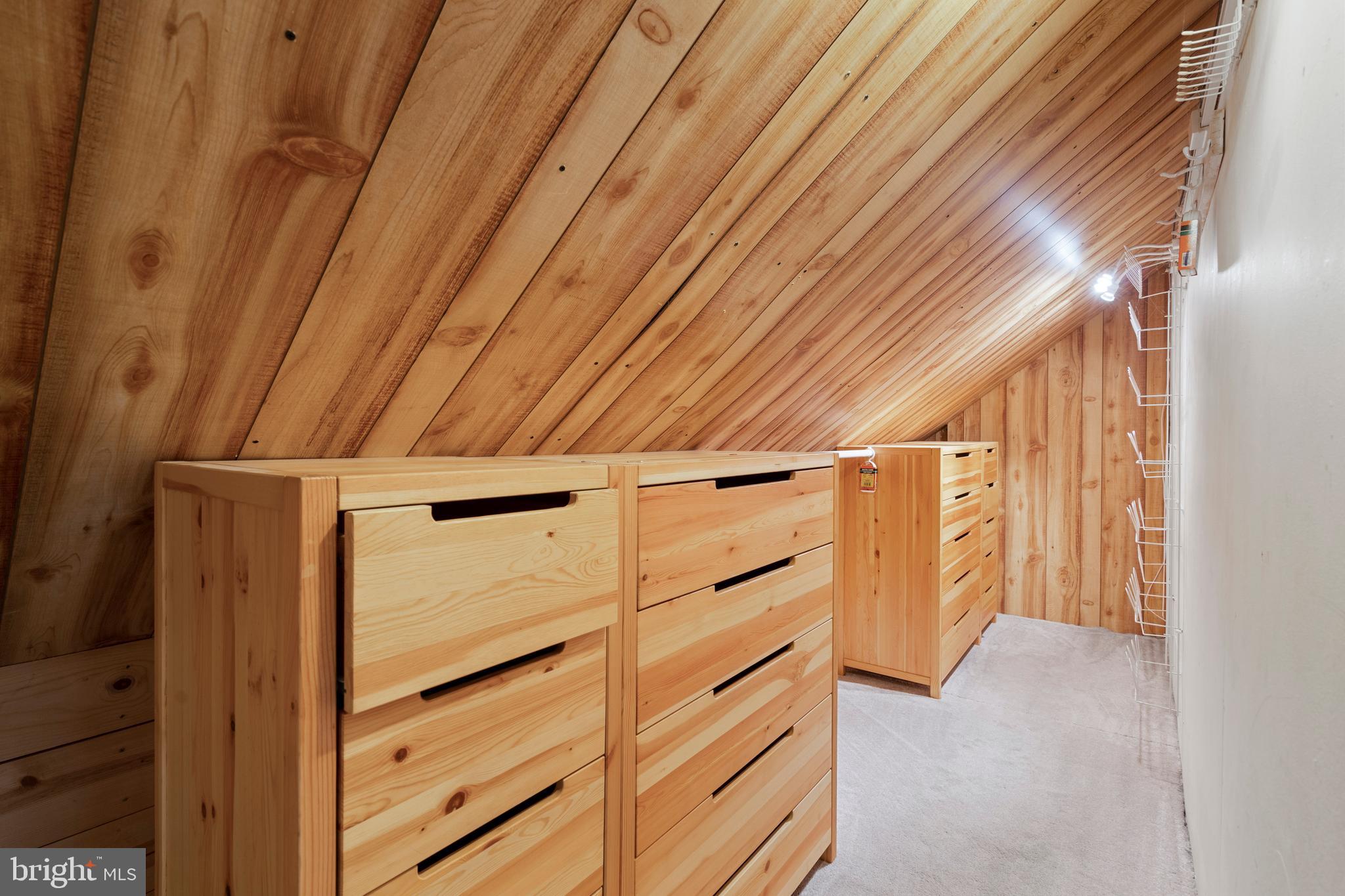 GLENHARDIE - Residential Lease