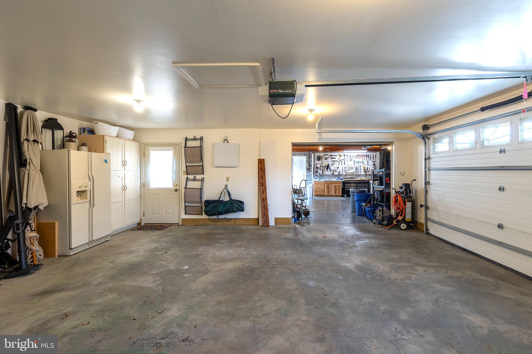 WILLIAMSBURG HEIGHTS - Residential