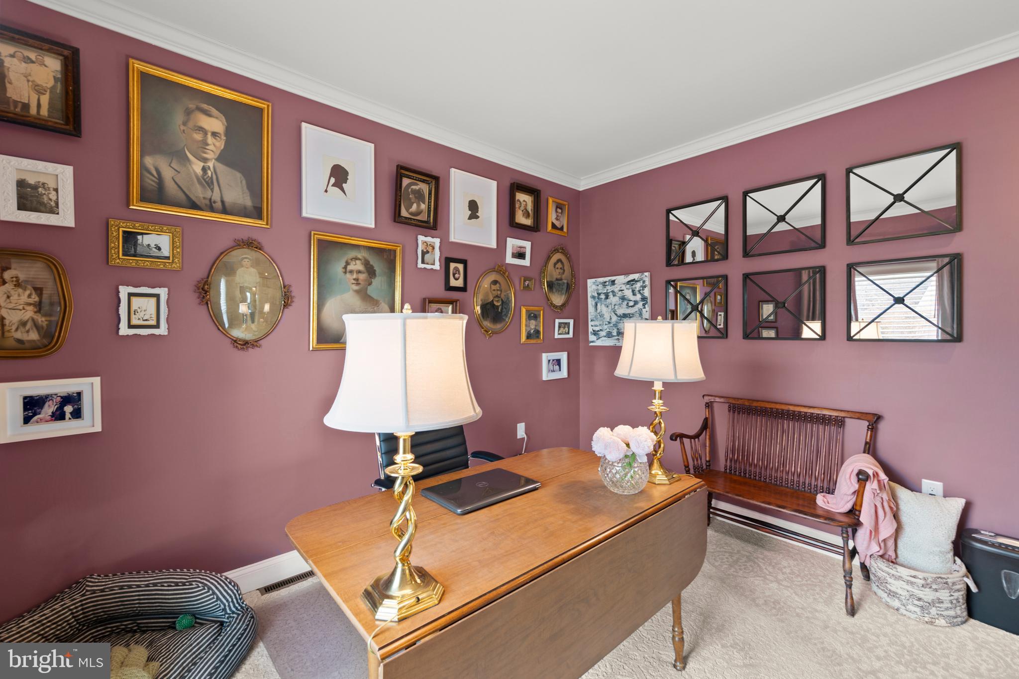 WILLIAMSBURG HEIGHTS - Residential