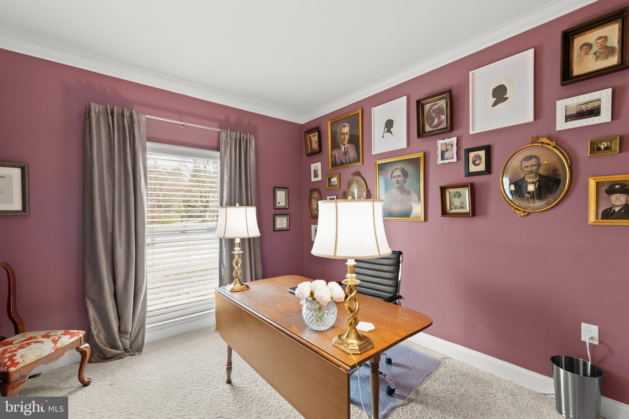 WILLIAMSBURG HEIGHTS - Residential