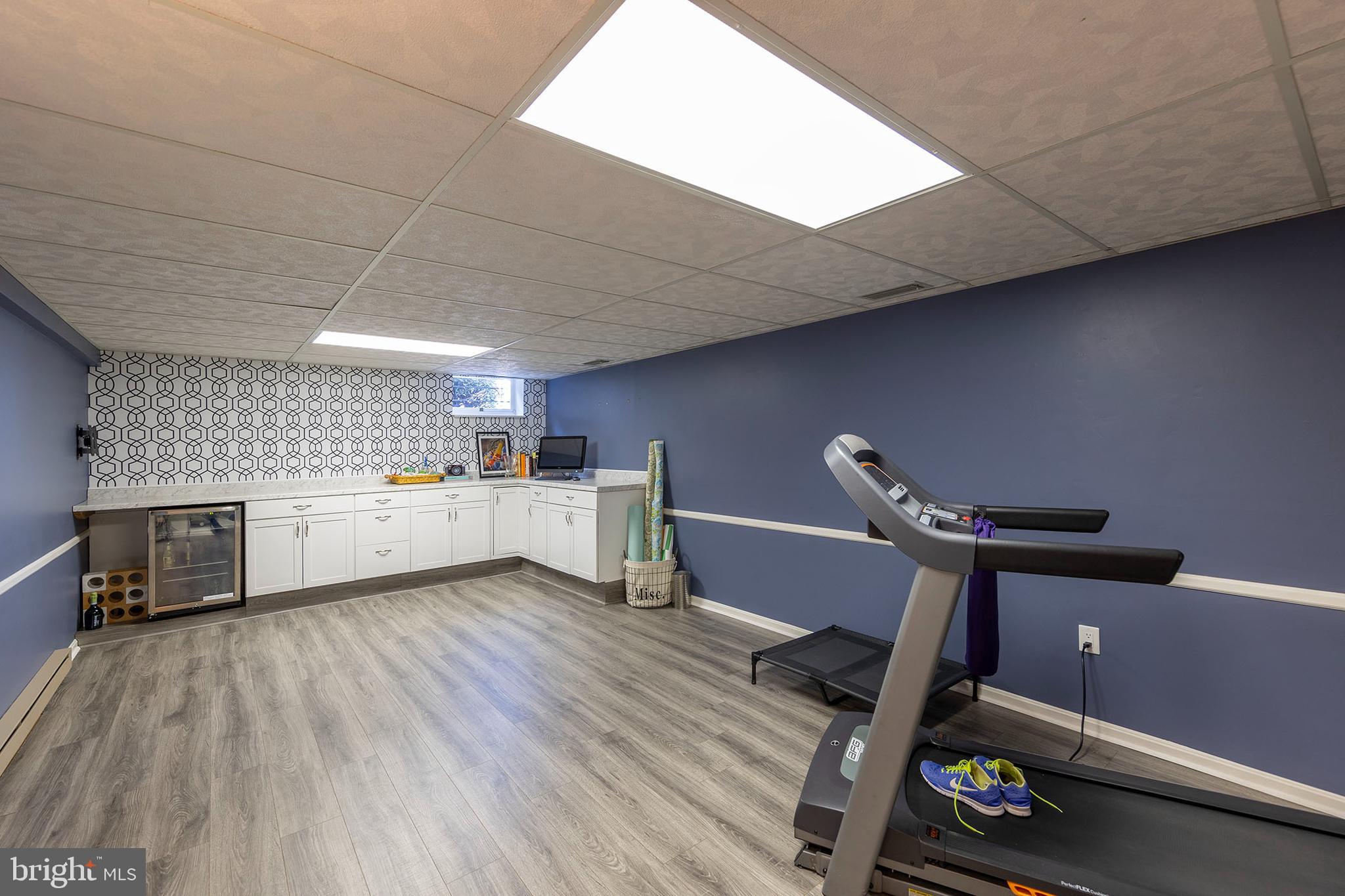 WILLIAMSBURG HEIGHTS - Residential