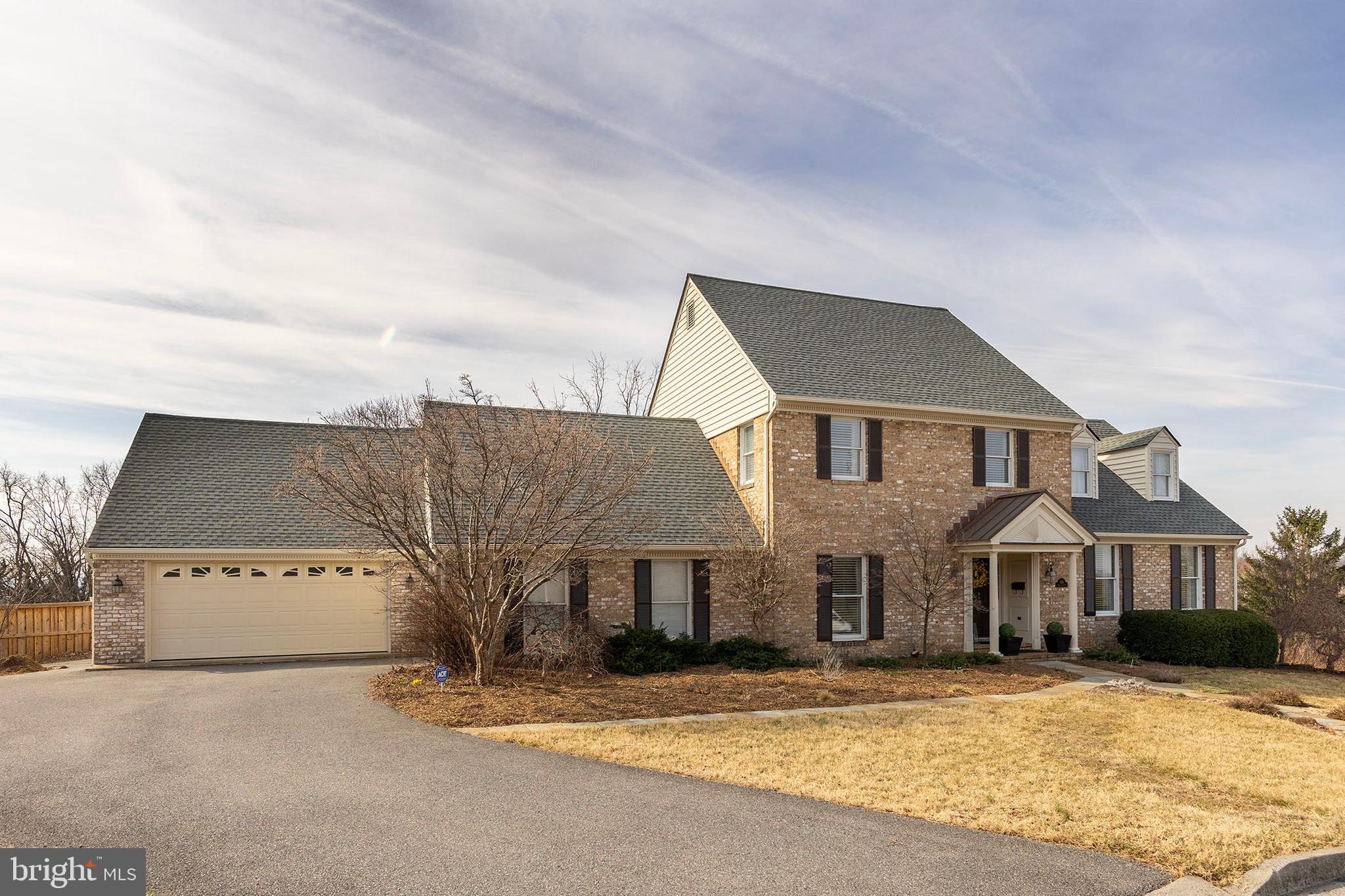 WILLIAMSBURG HEIGHTS - Residential