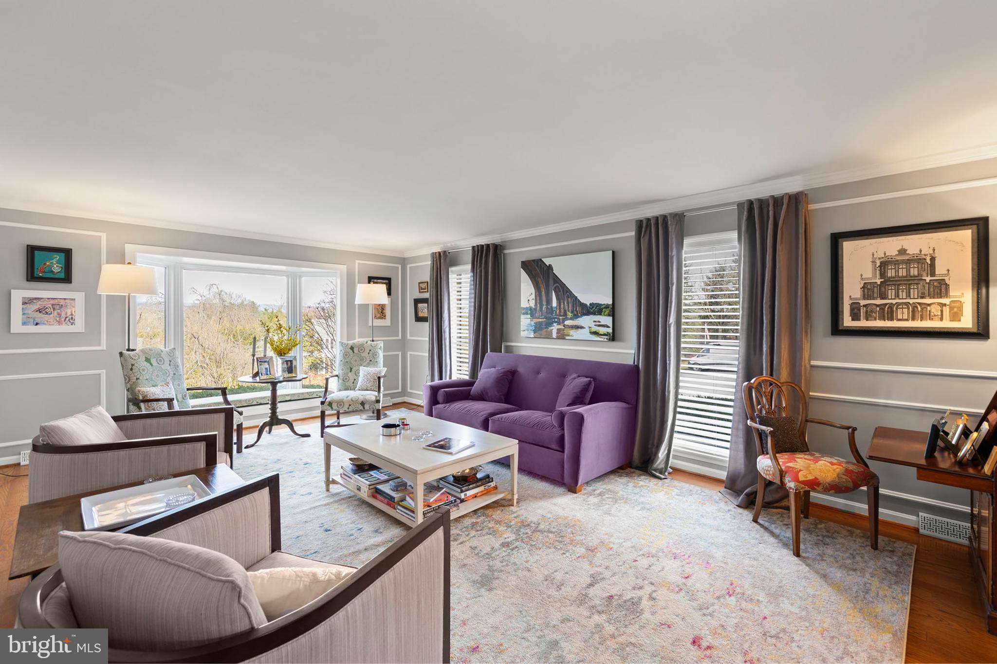 WILLIAMSBURG HEIGHTS - Residential