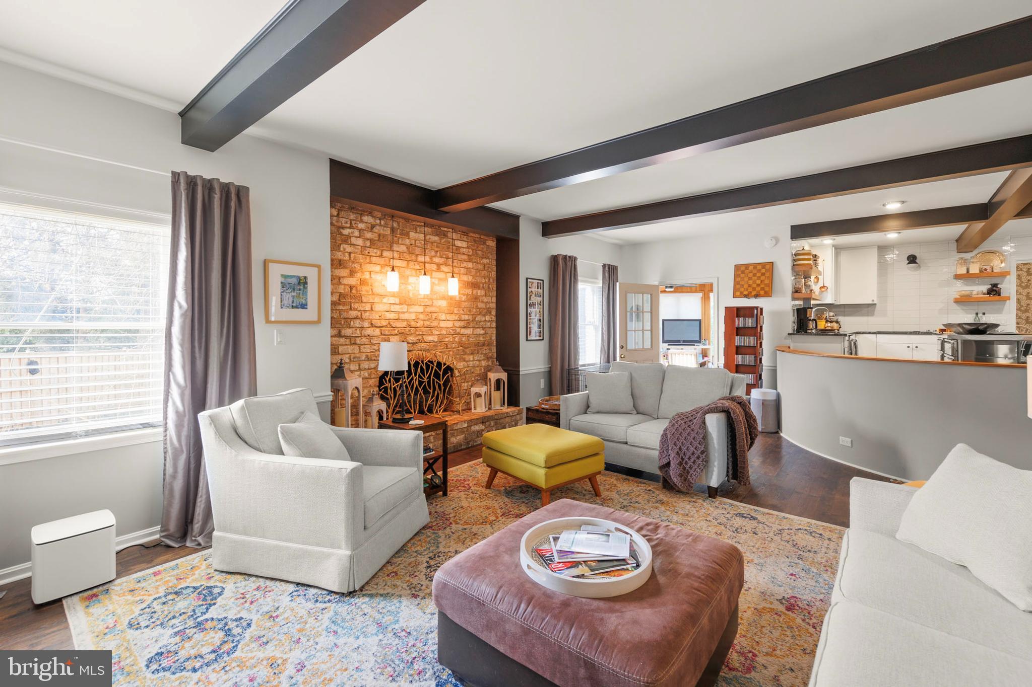 WILLIAMSBURG HEIGHTS - Residential