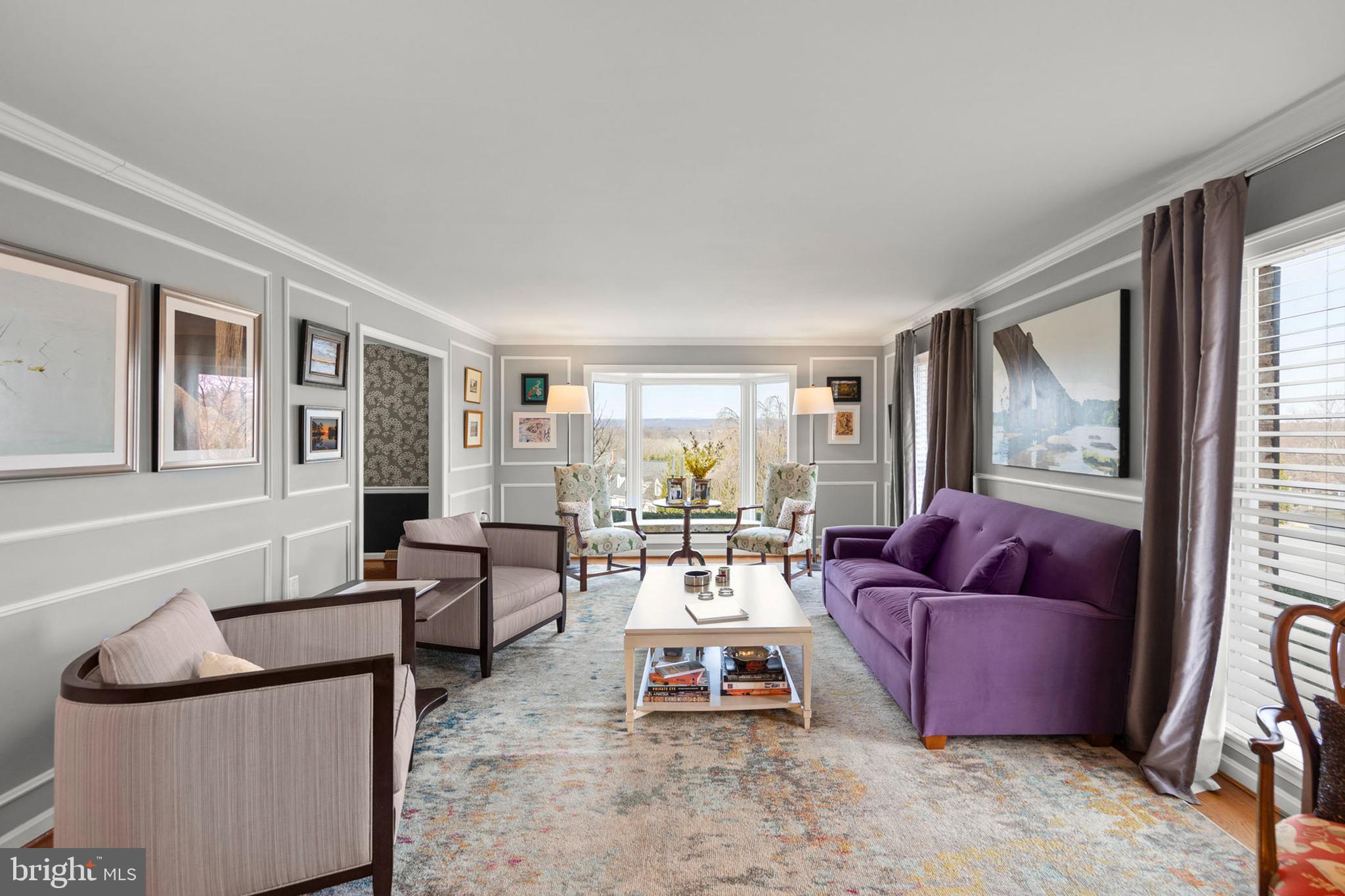 WILLIAMSBURG HEIGHTS - Residential