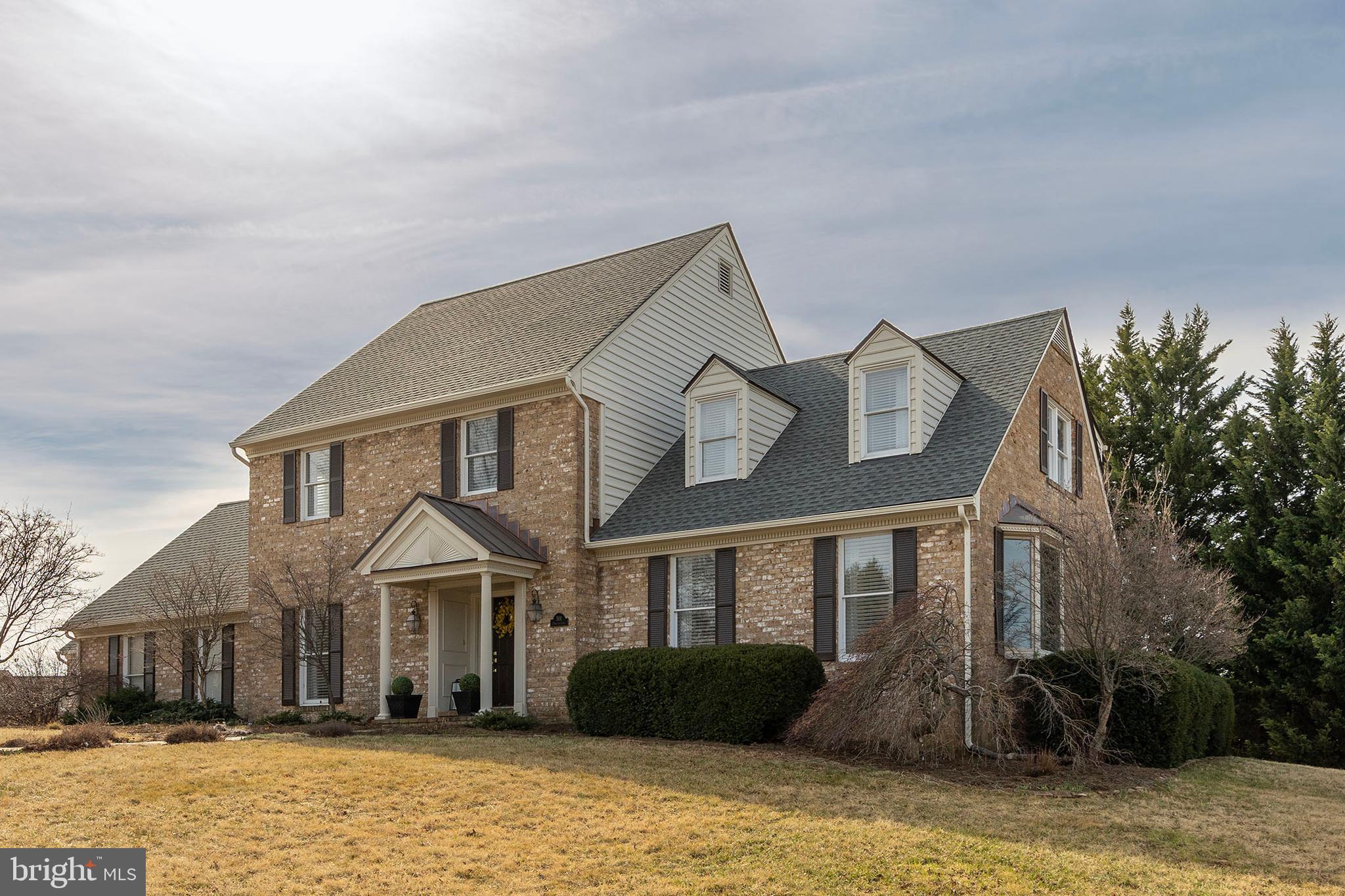 WILLIAMSBURG HEIGHTS - Residential