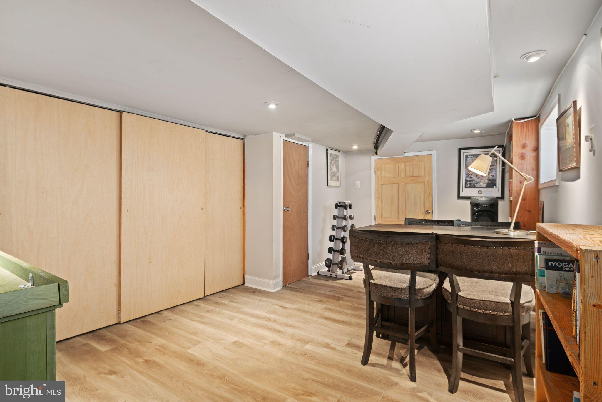 GERMANTOWN (WEST) - Residential