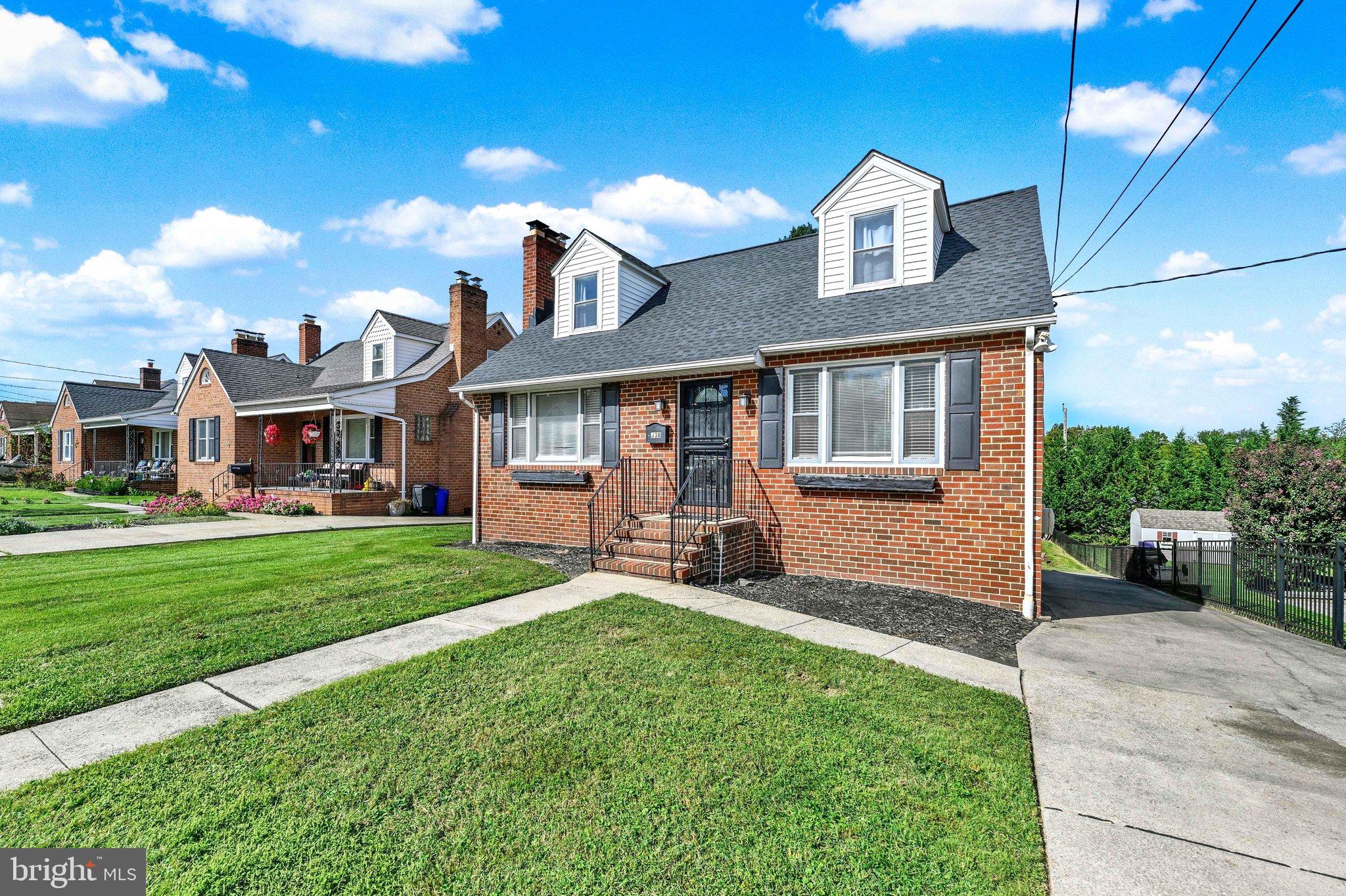 338 IDA AVENUE