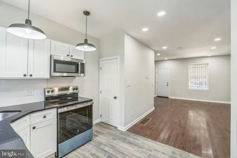 1637 S Ithan Street, Philadelphia, PA MLS: PAPH2475372