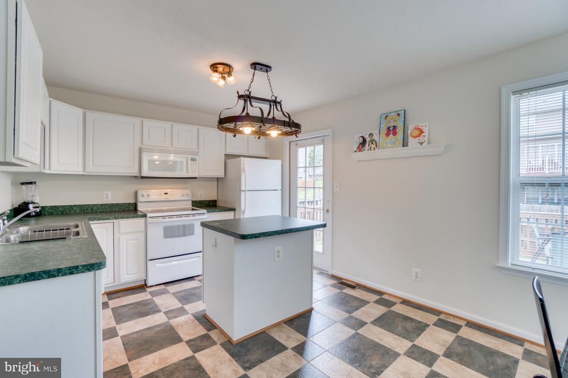 CHARLESTOWN COMMONS - Residential