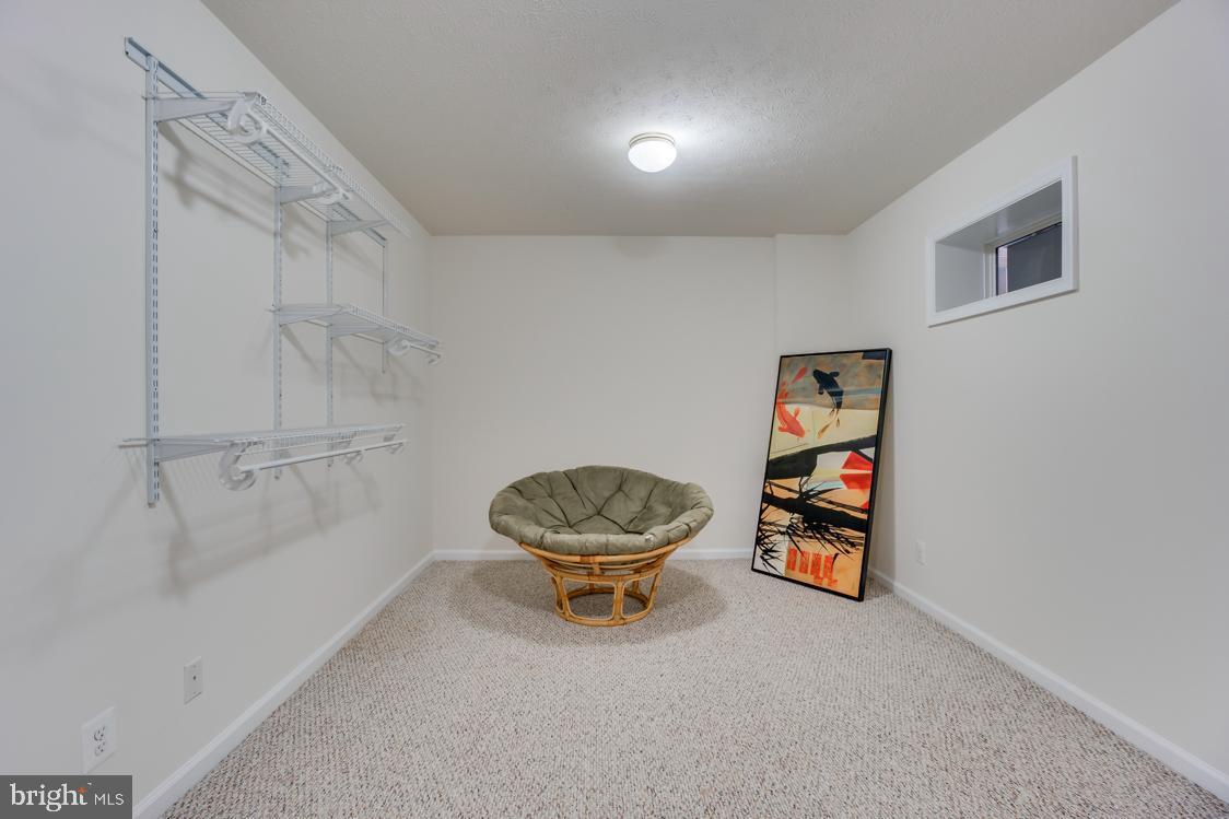 CHARLESTOWN COMMONS - Residential